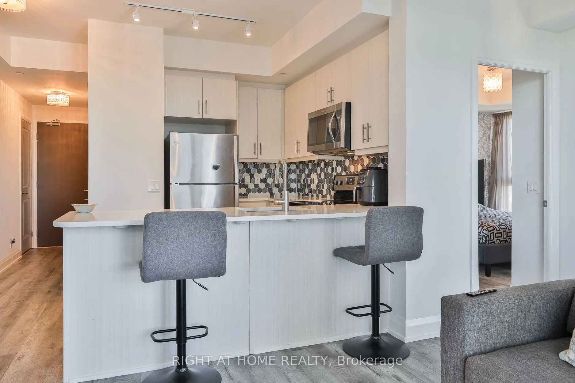 15 Zorra Street, #1702