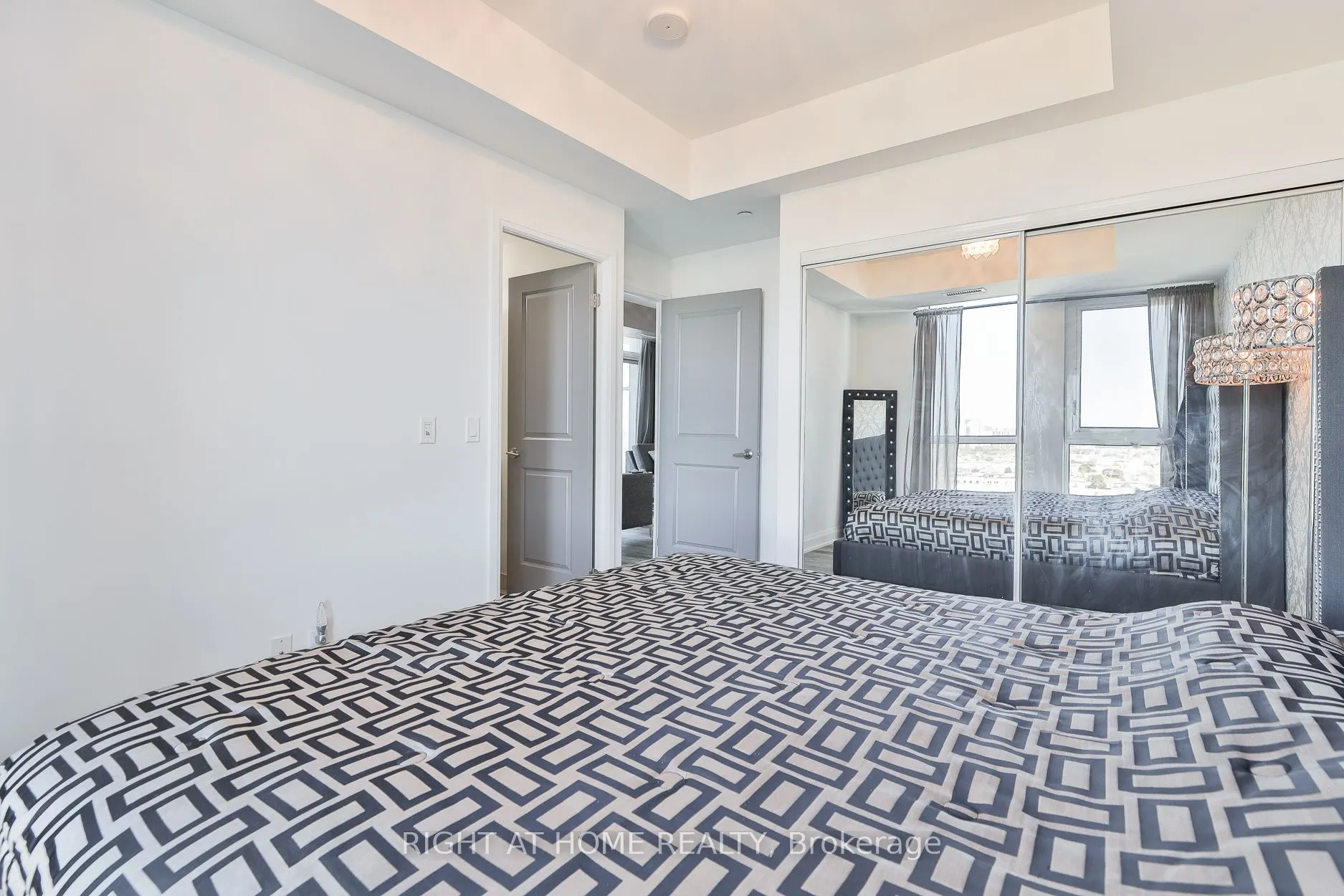 15 Zorra Street, #1702