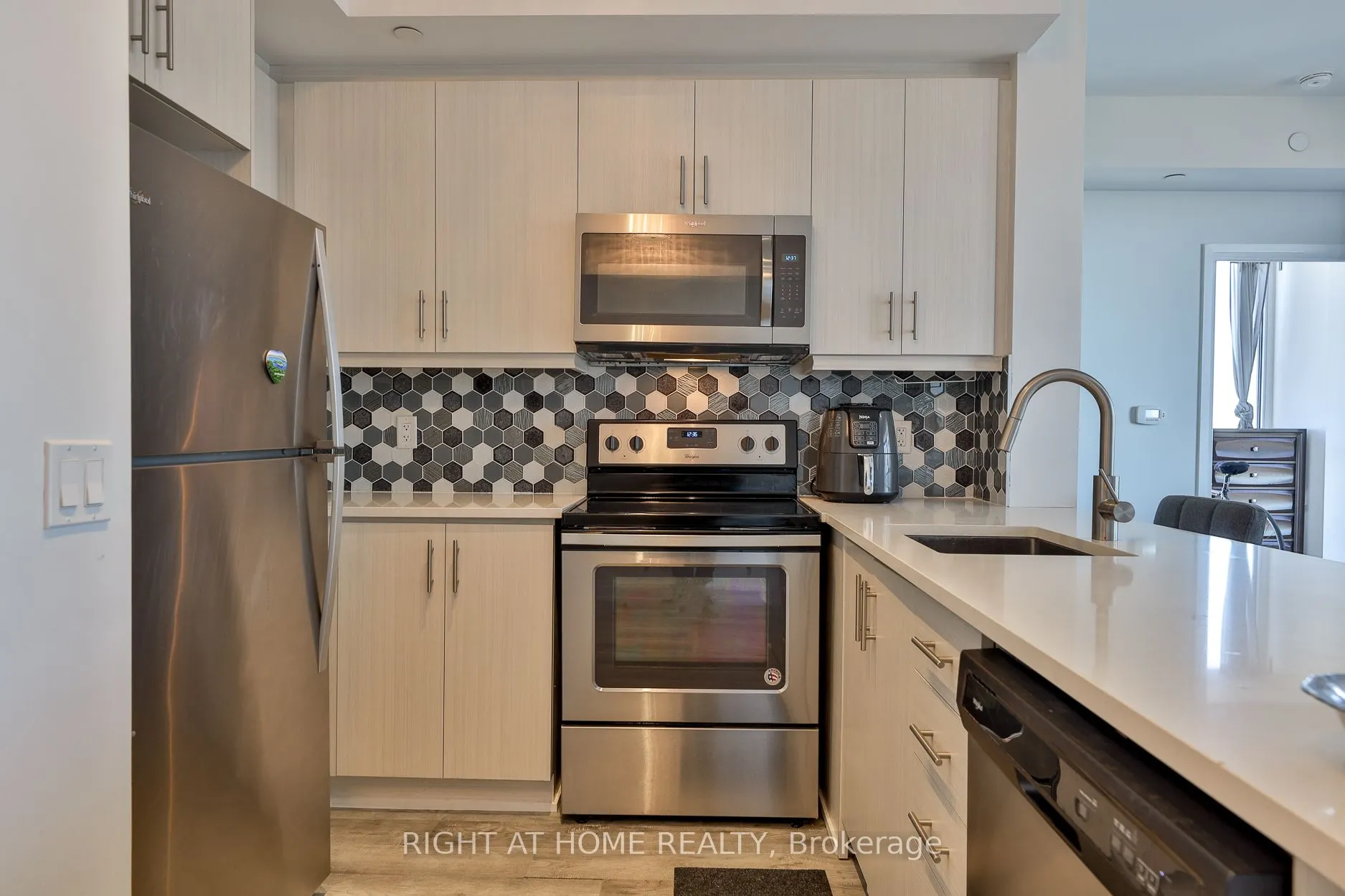 15 Zorra Street, #1702
