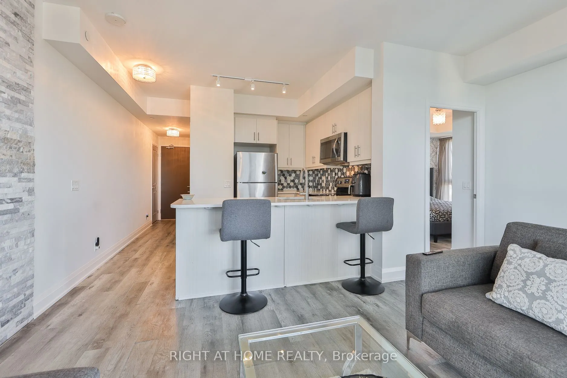 15 Zorra Street, #1702