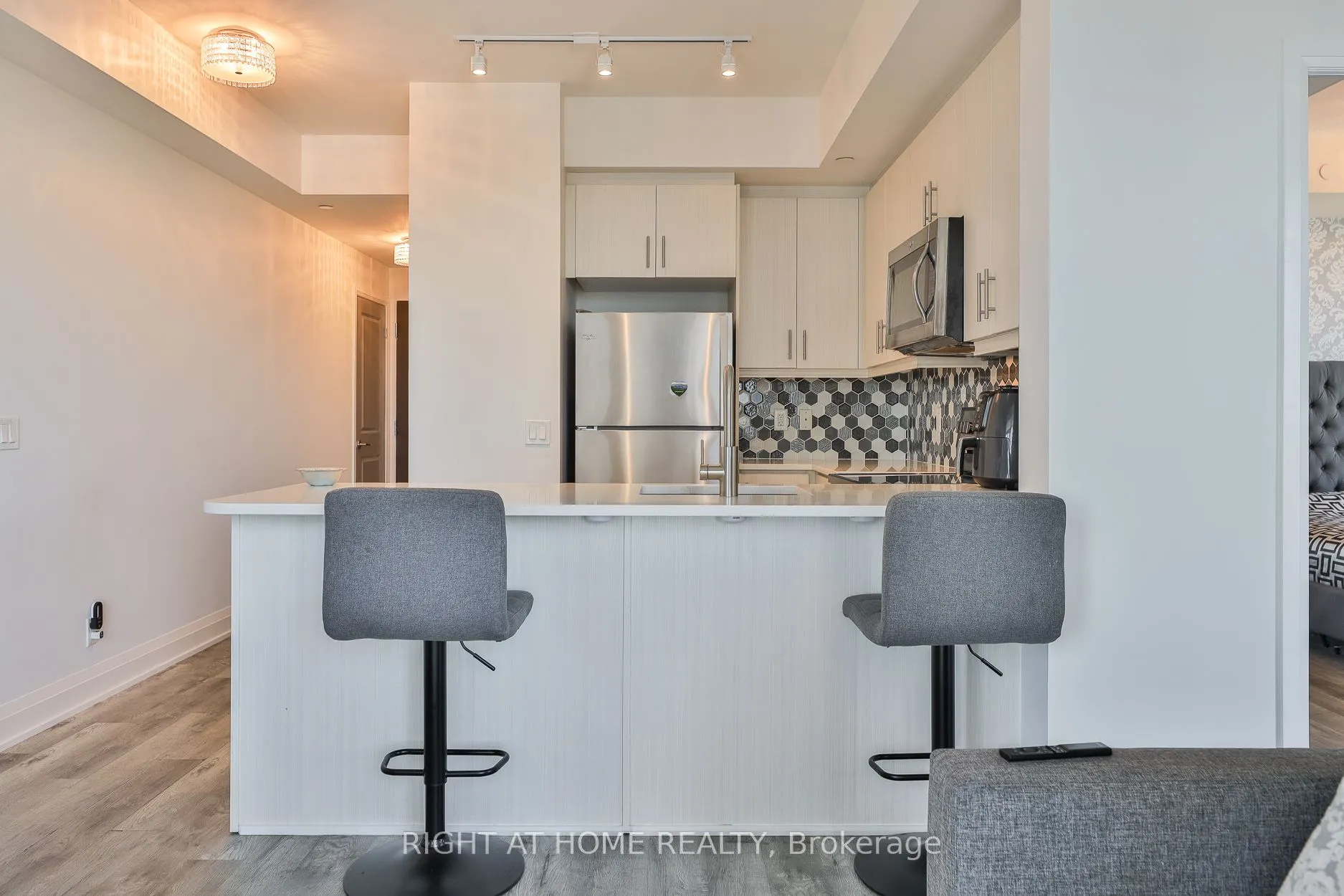 15 Zorra Street, #1702