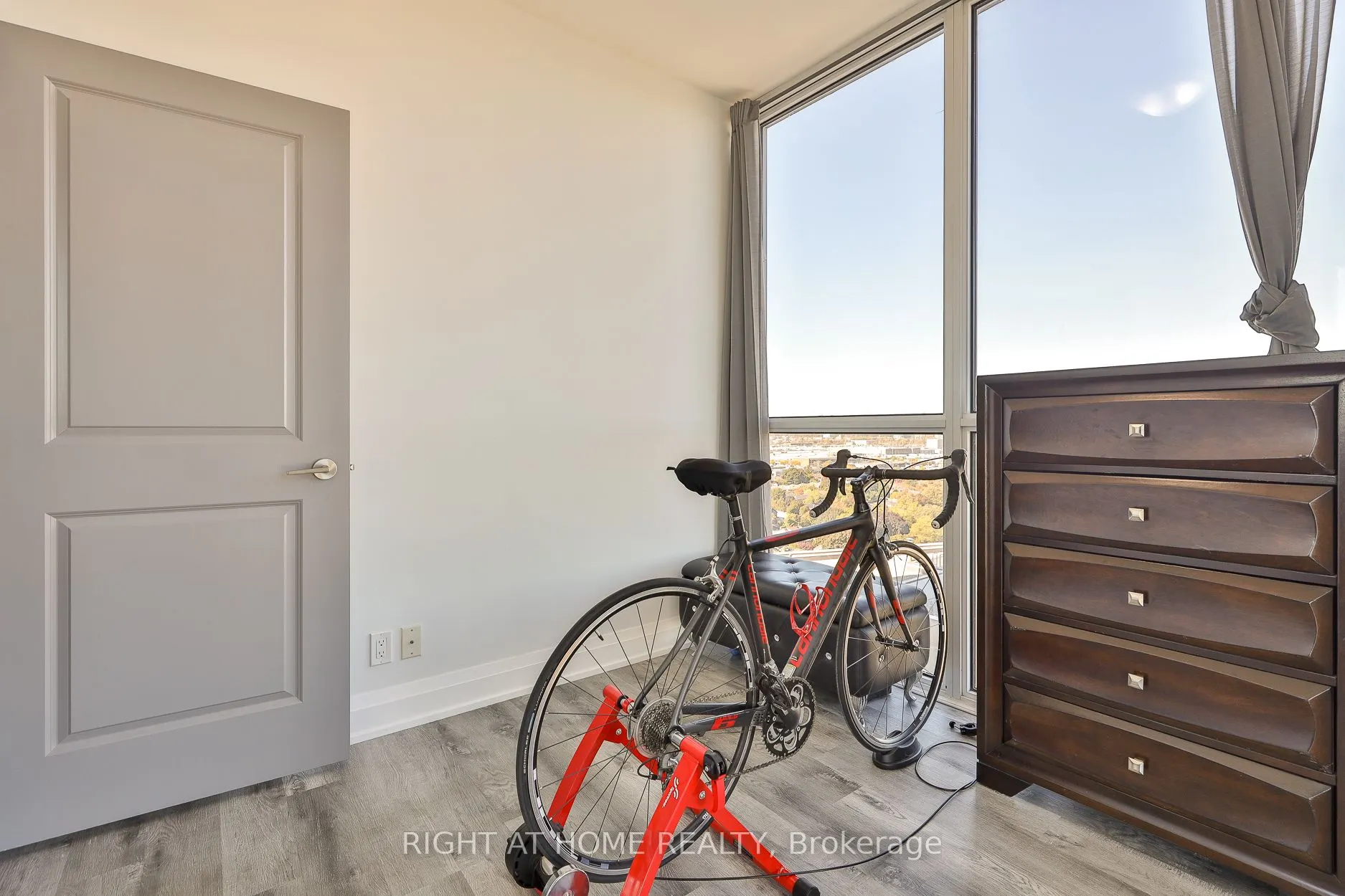 15 Zorra Street, #1702