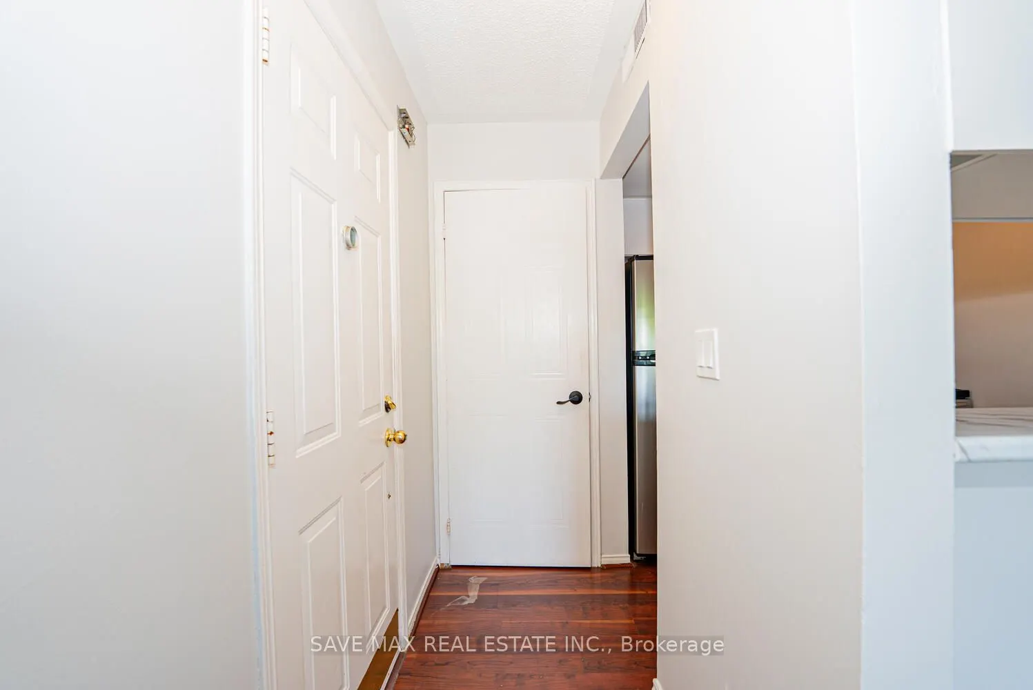 103 Bristol Road E, #212