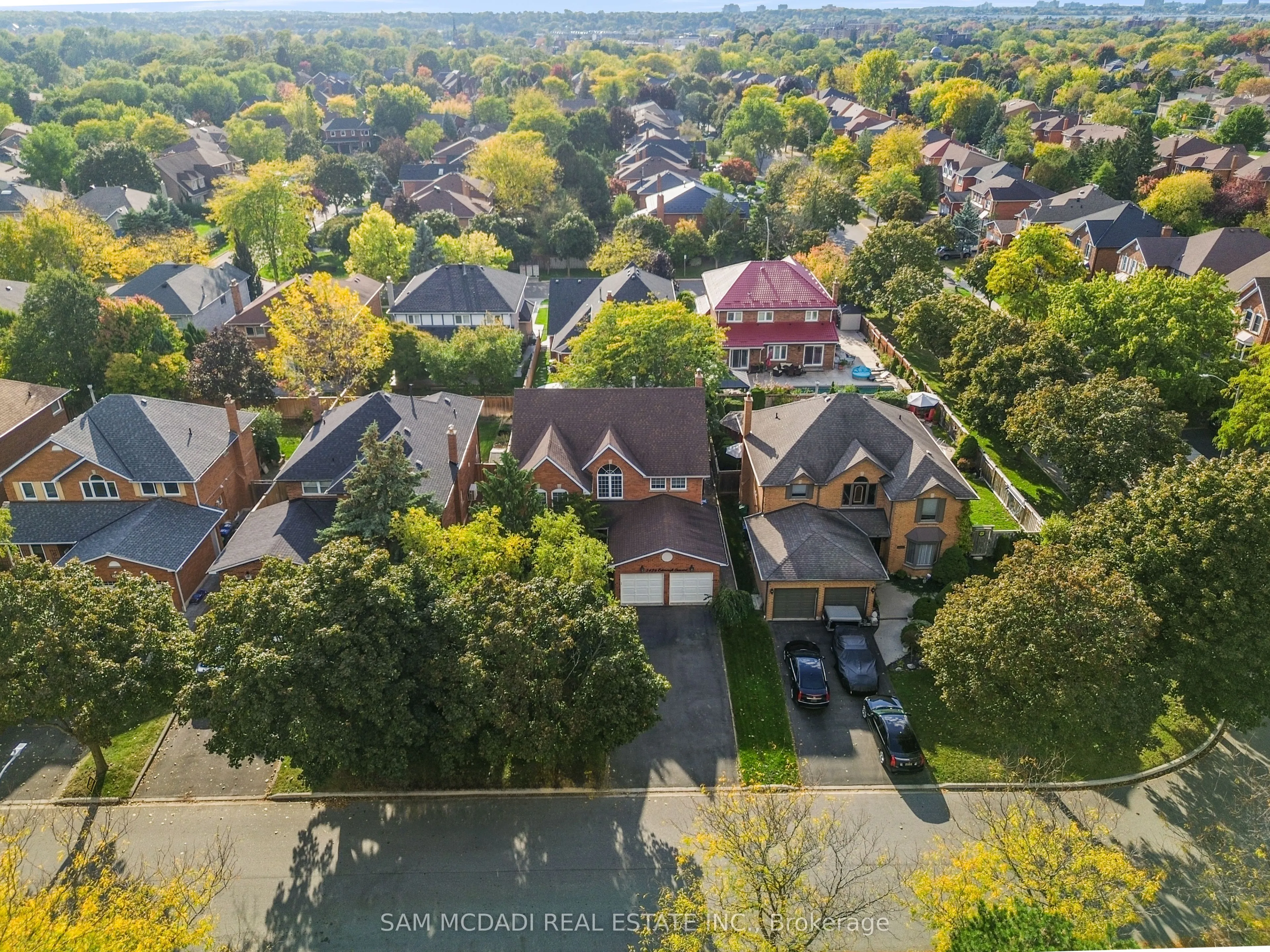 5436 Edencroft Crescent, #Lower