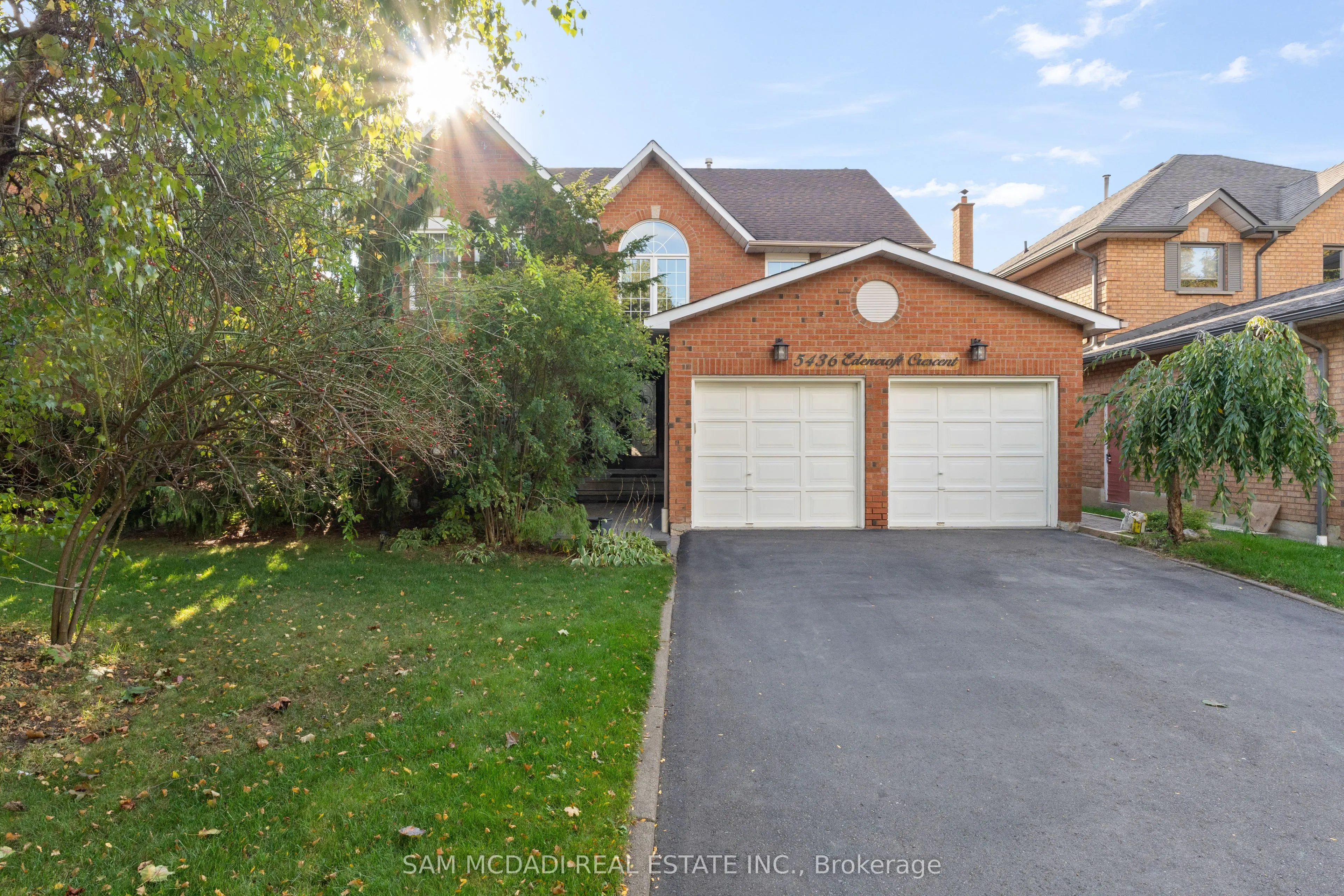 5436 Edencroft Crescent, #Lower