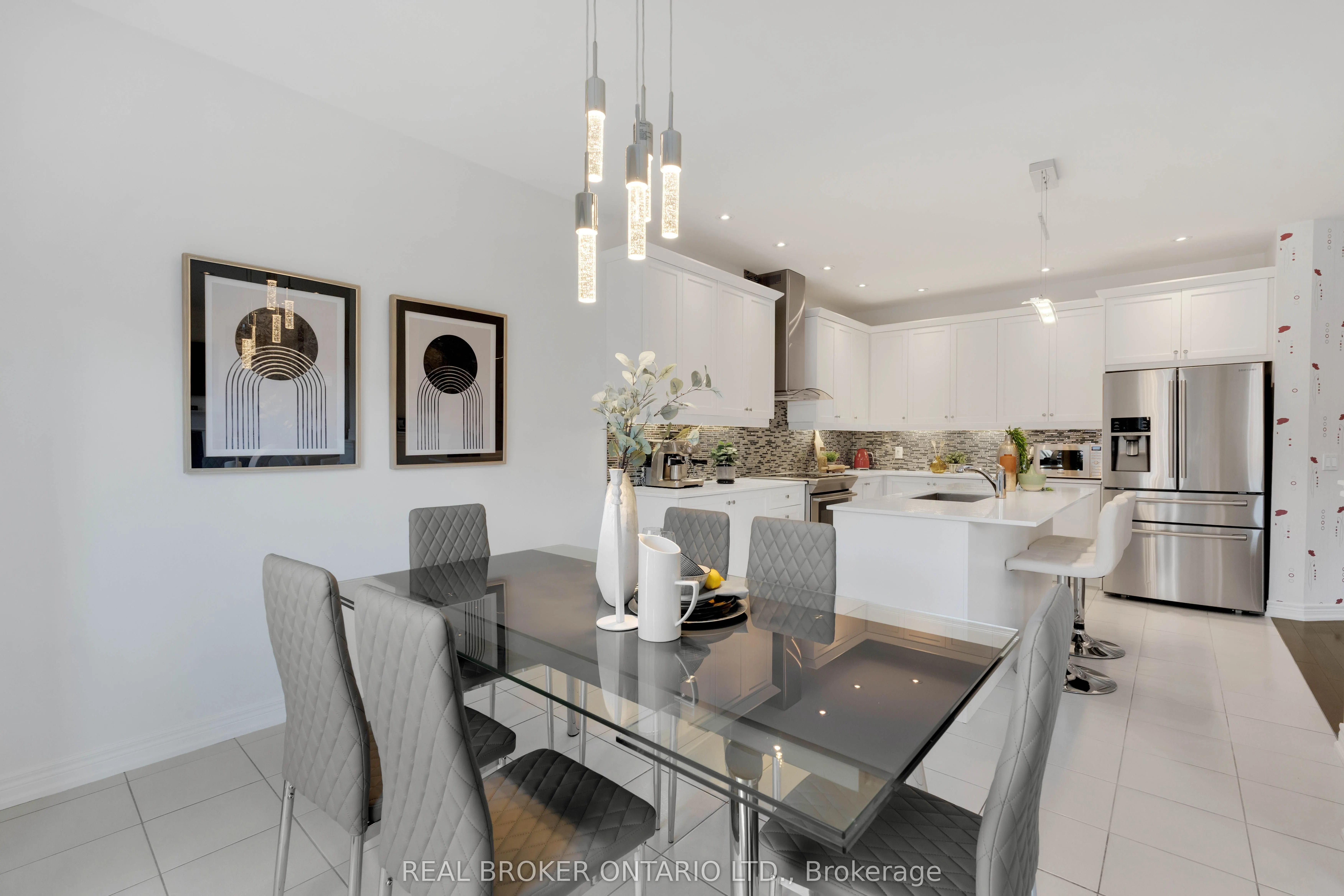 11 McEchearn Crescent