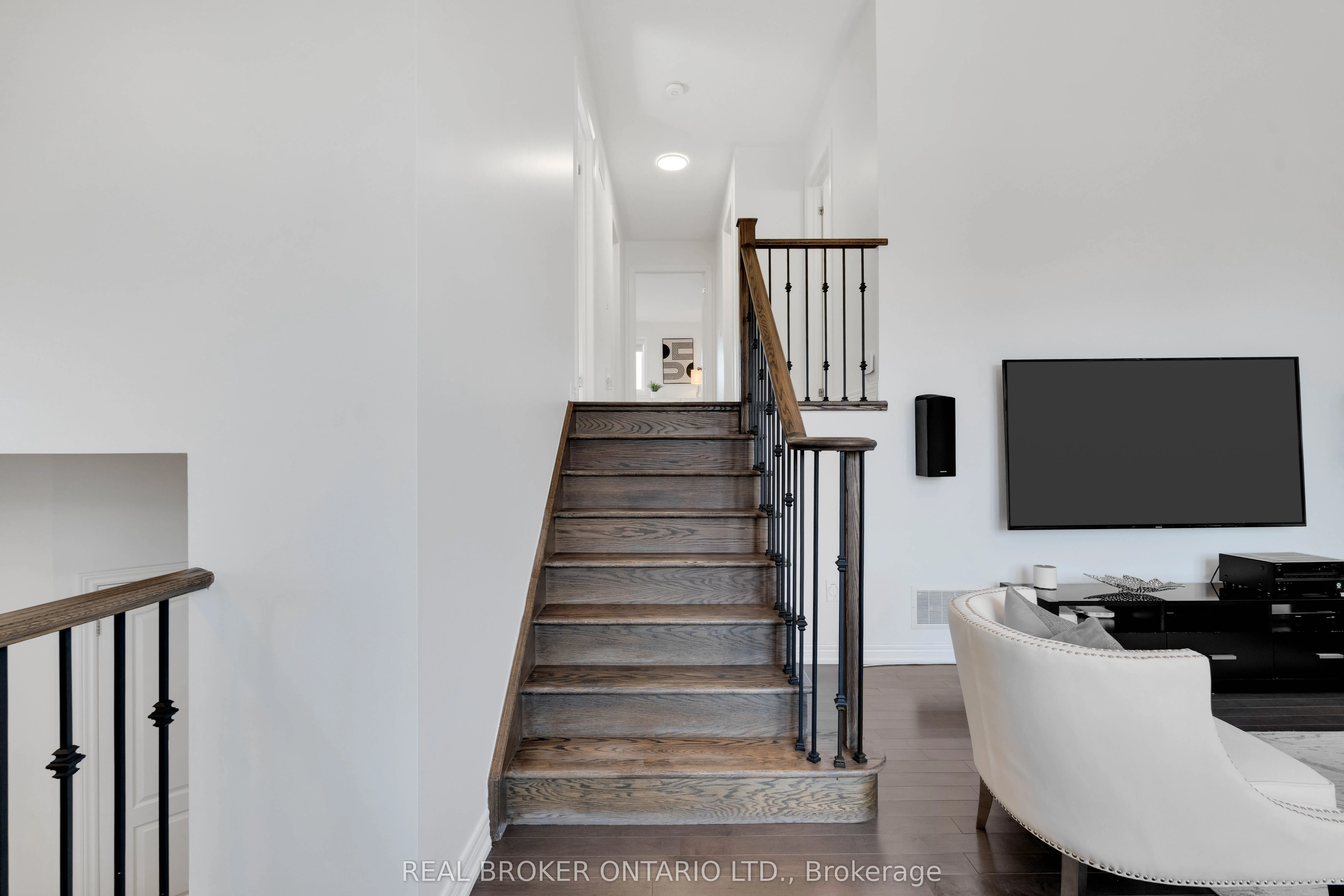 11 McEchearn Crescent
