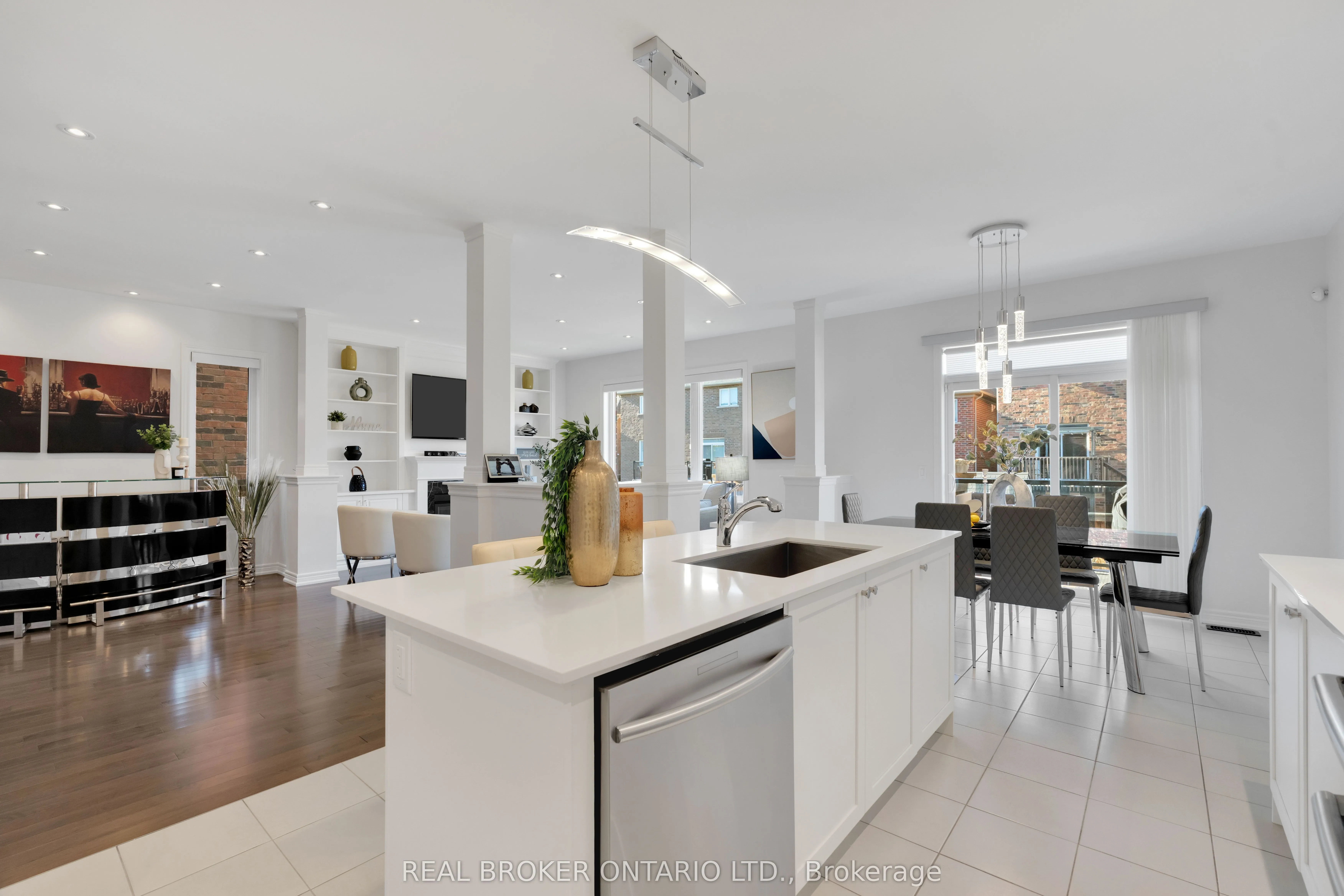 11 McEchearn Crescent