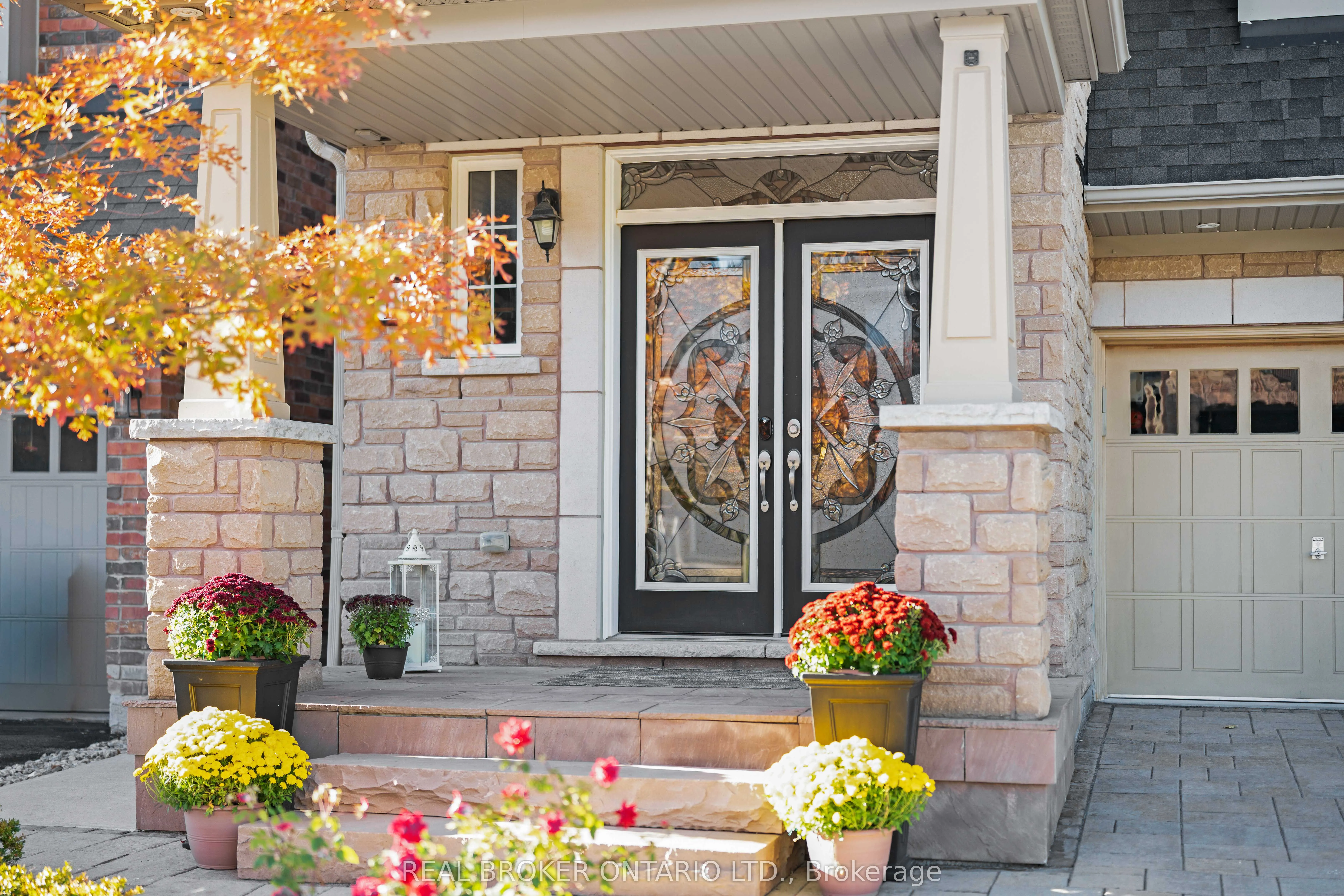 11 McEchearn Crescent