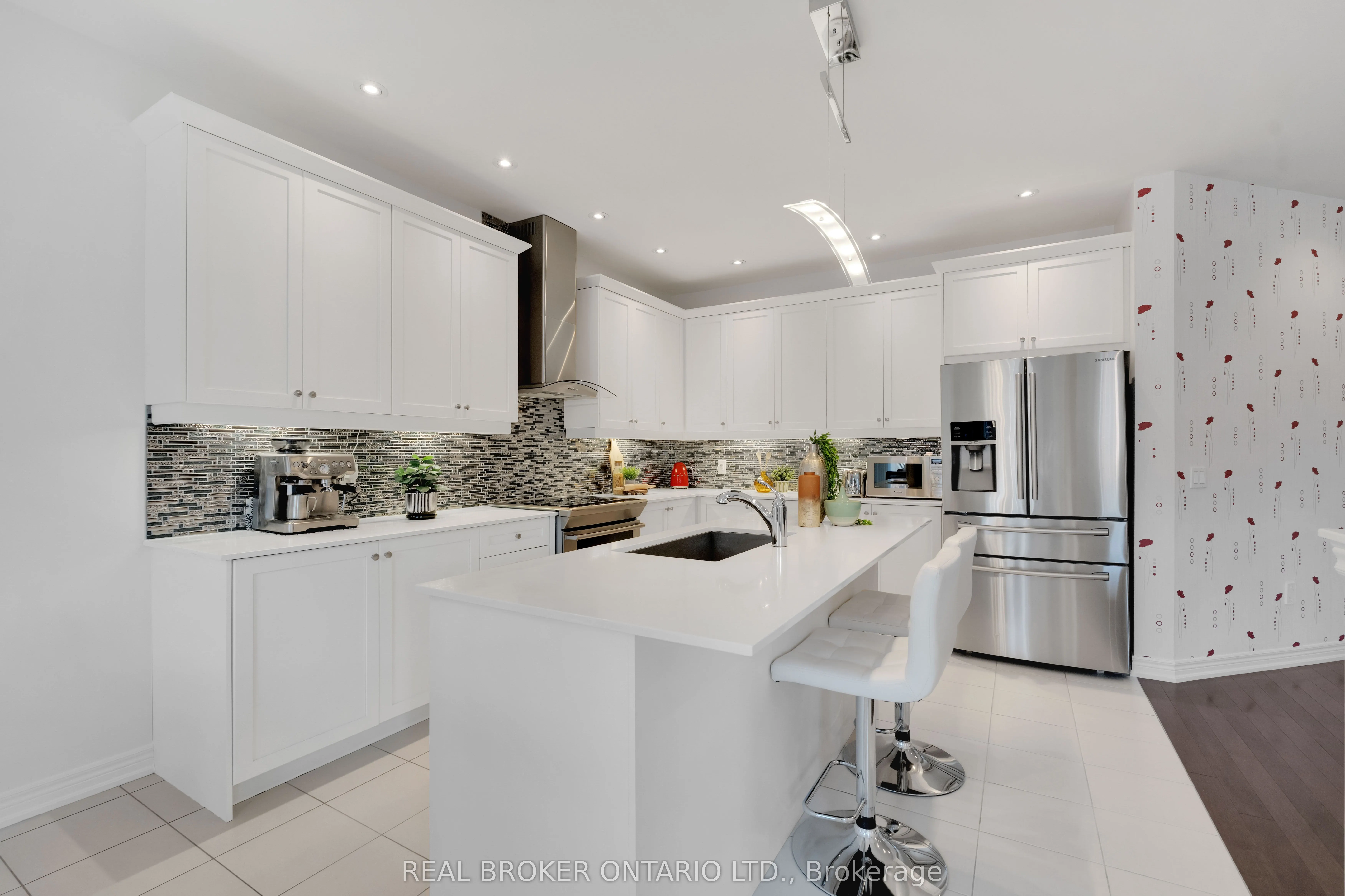 11 McEchearn Crescent