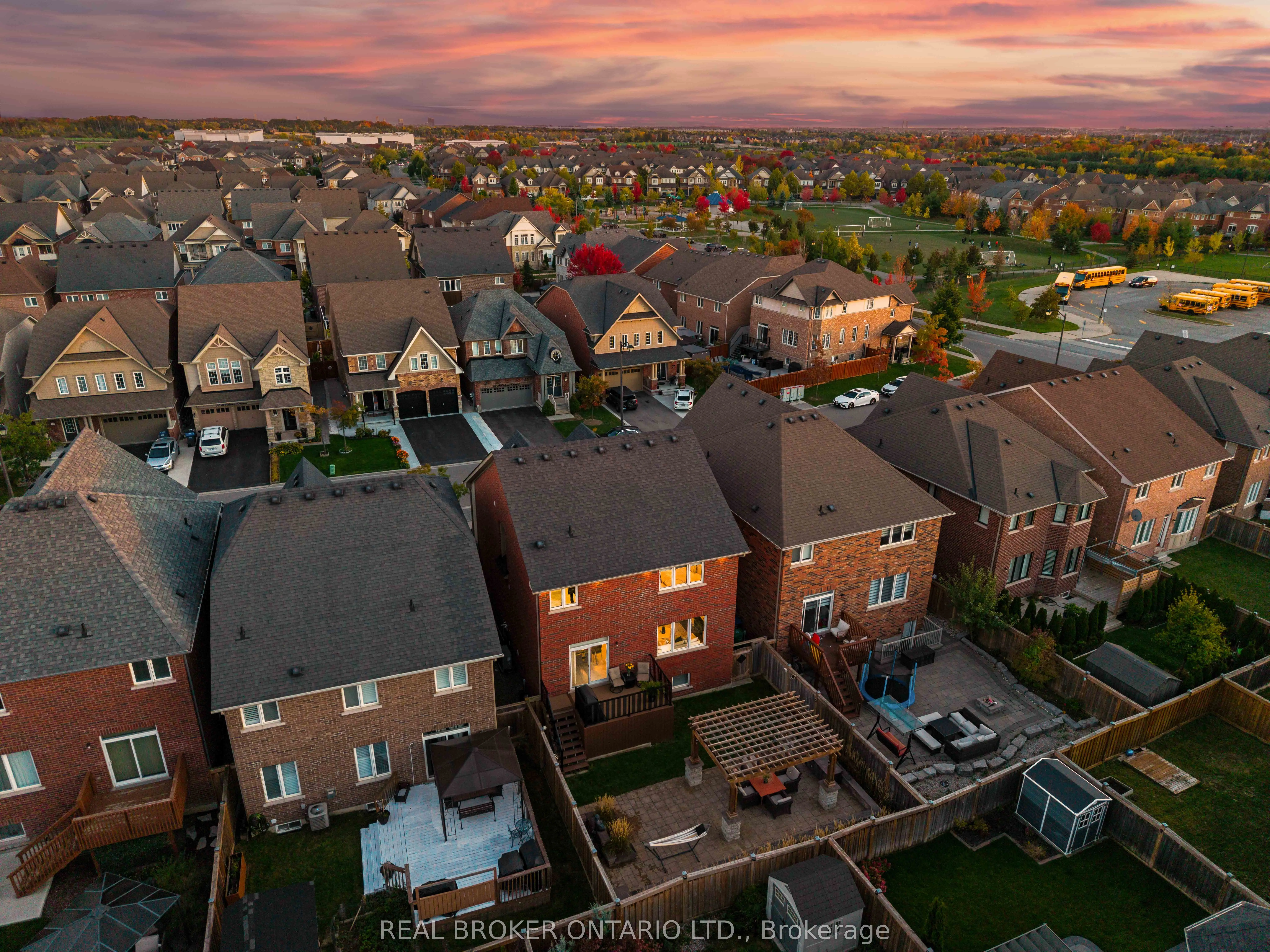11 McEchearn Crescent