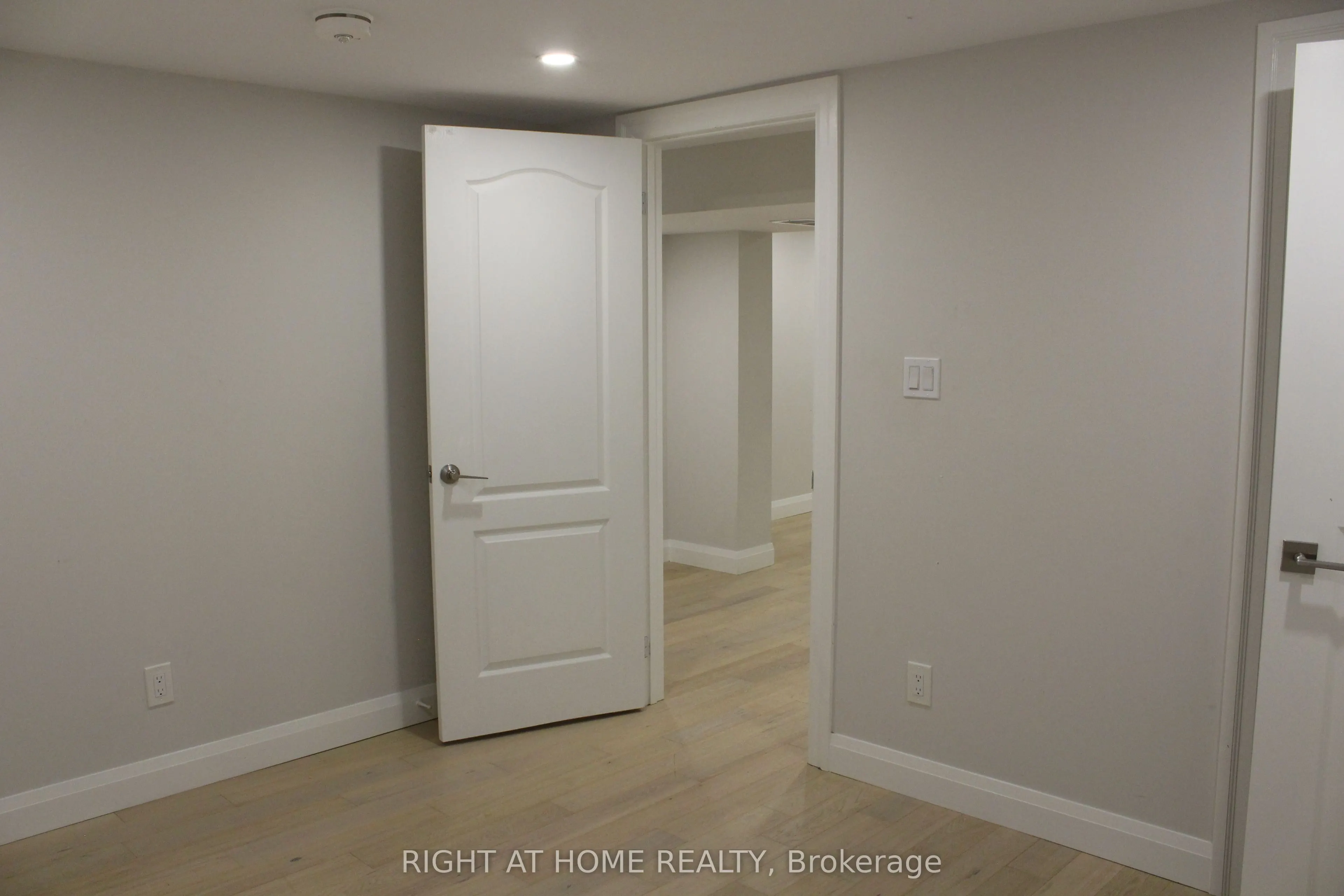 9 Farley Crescent, #Lower Level