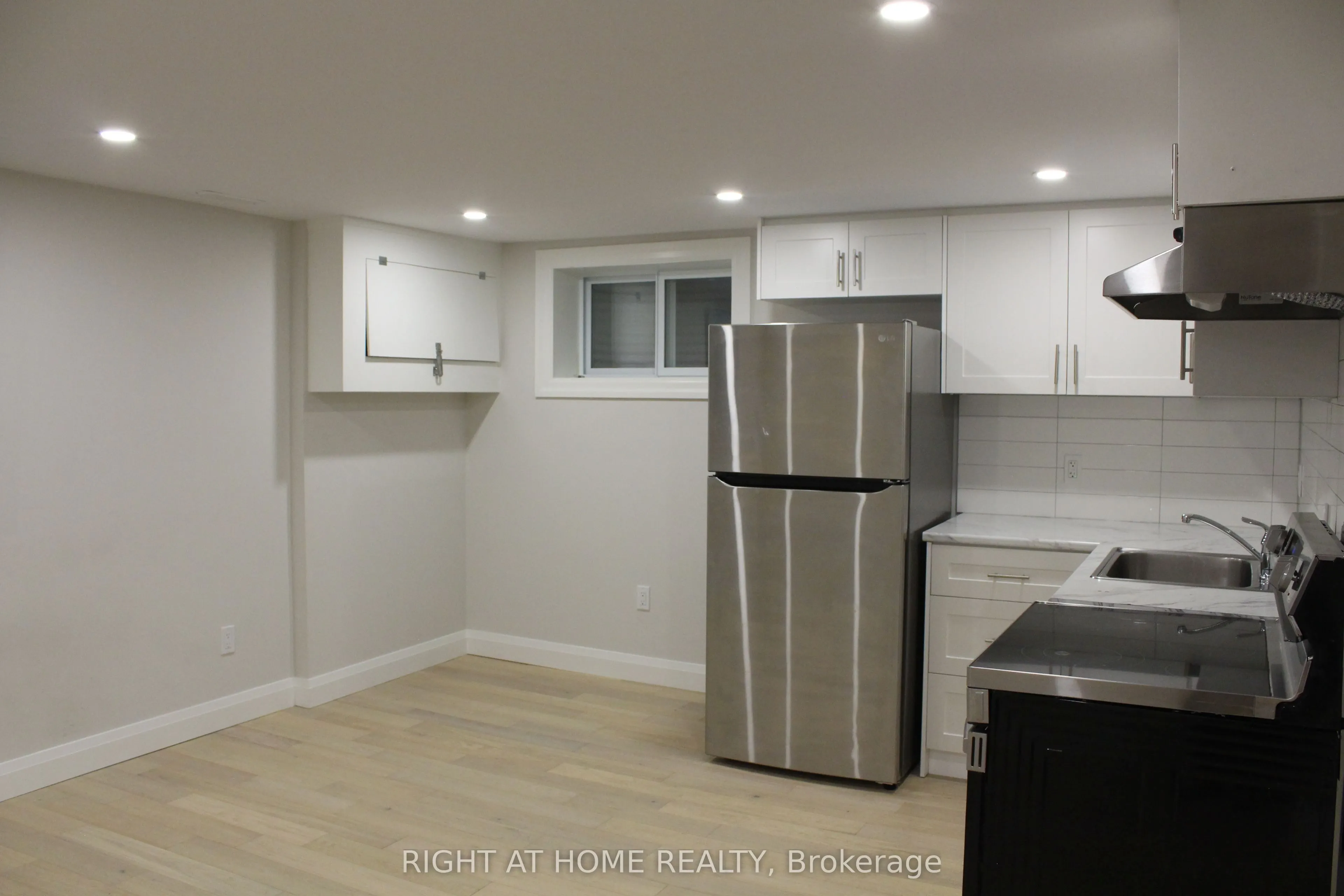9 Farley Crescent, #Lower Level