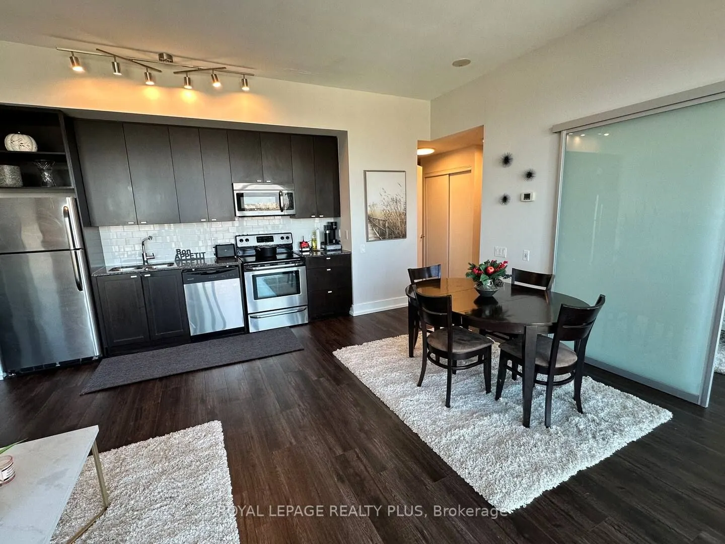 105 The Queensway Avenue, #3415