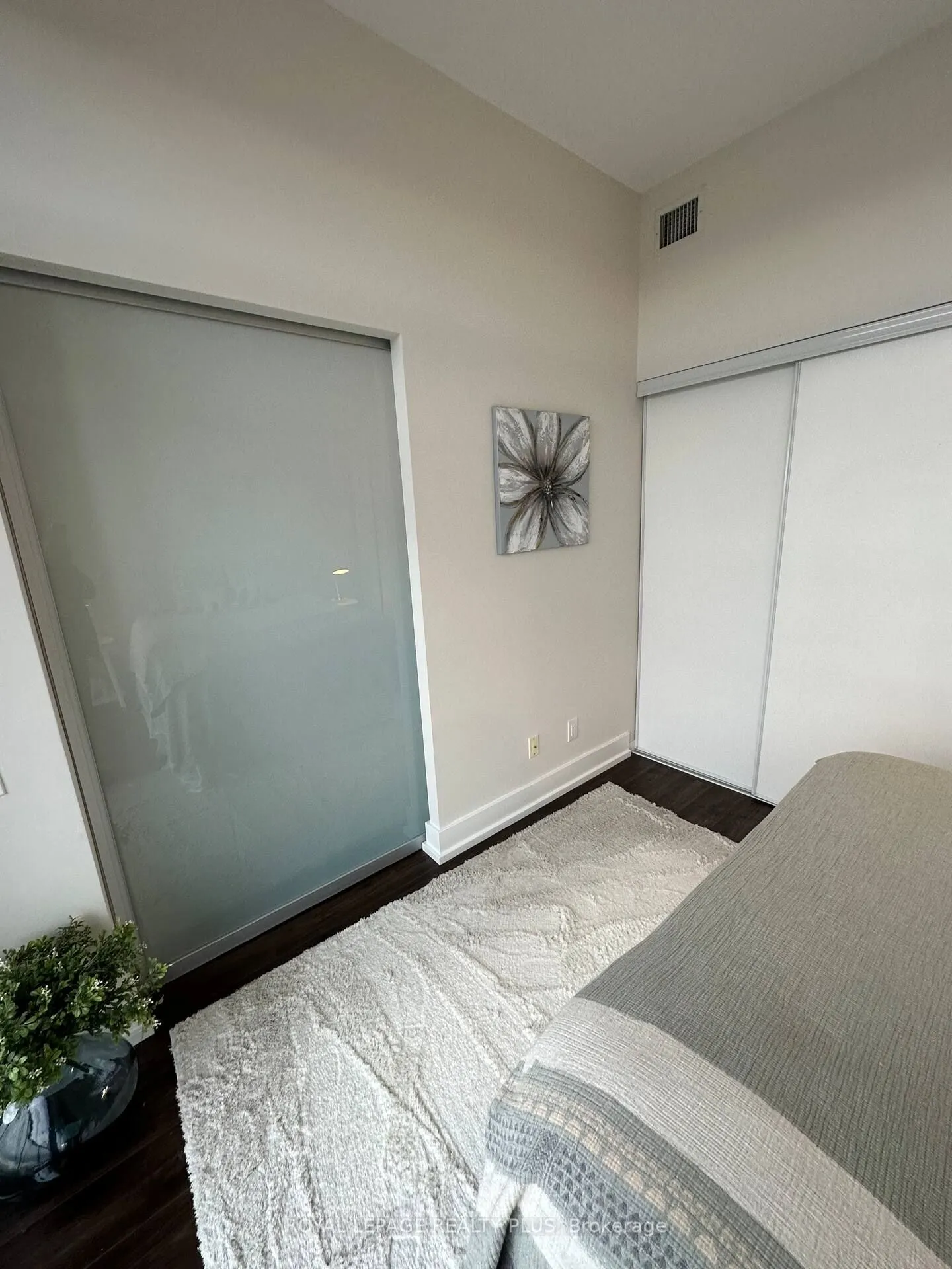 105 The Queensway Avenue, #3415