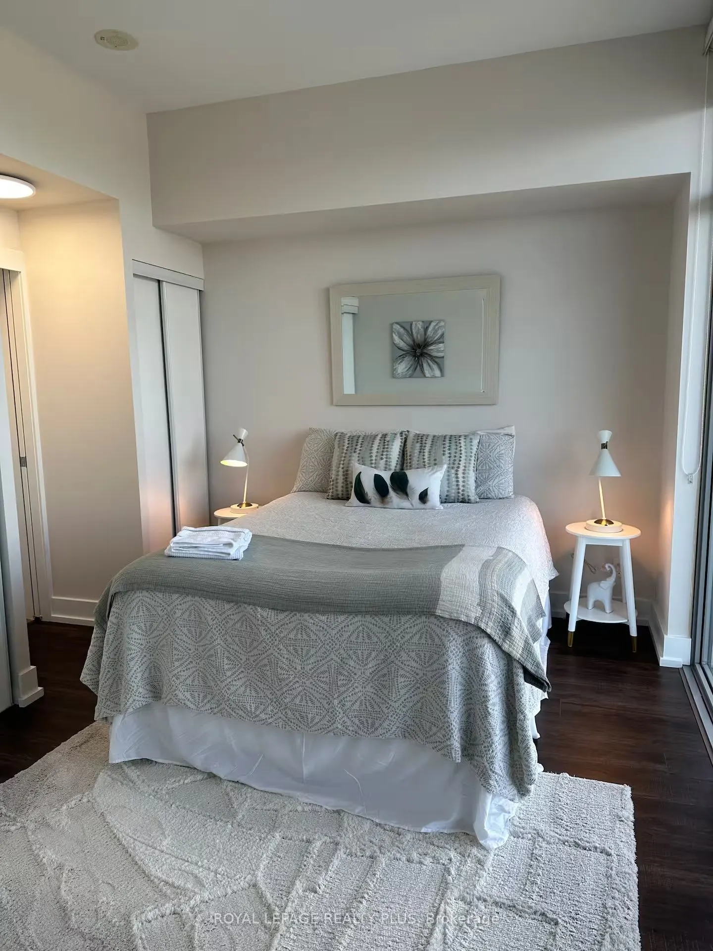 105 The Queensway Avenue, #3415