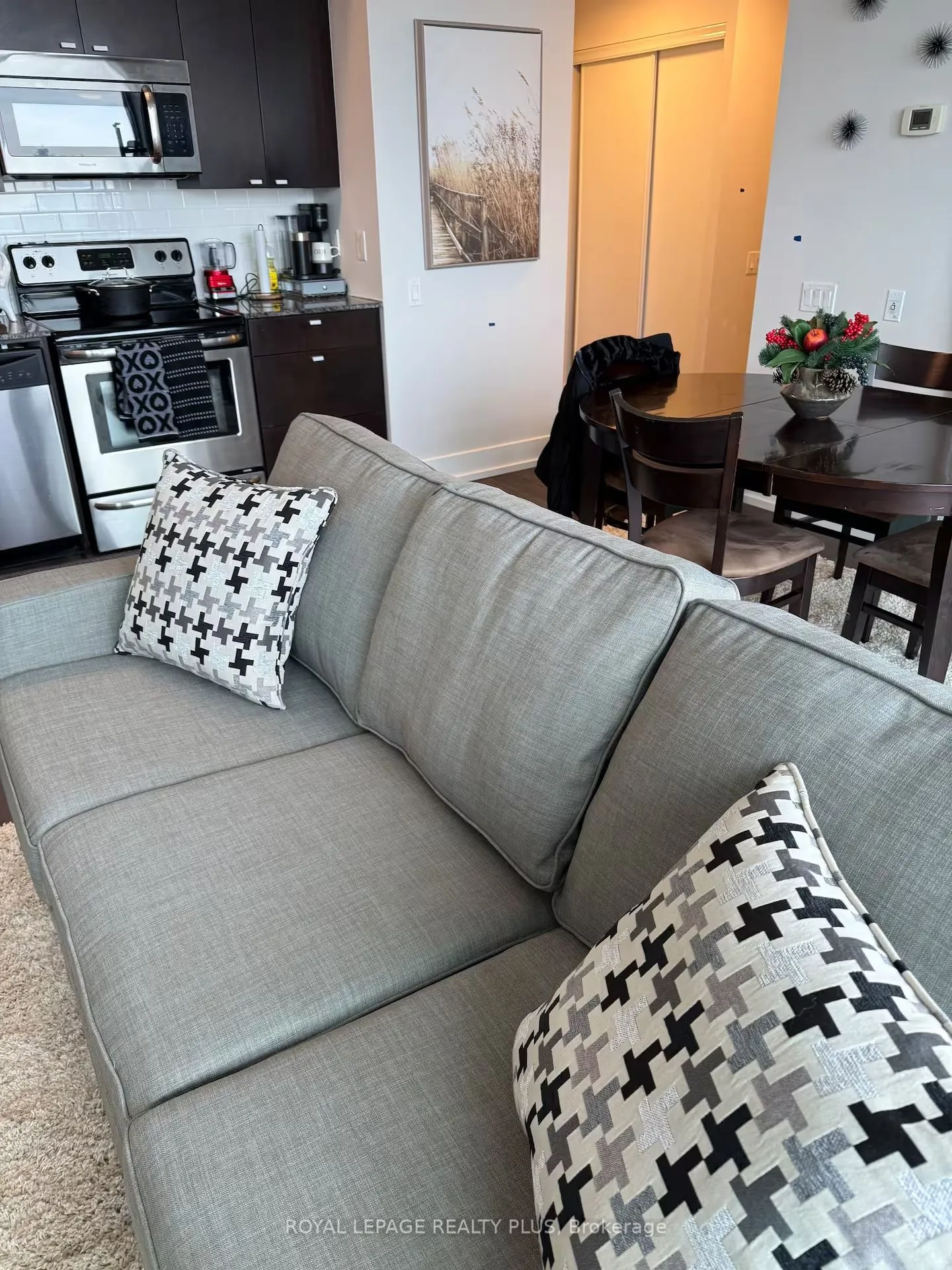 105 The Queensway Avenue, #3415