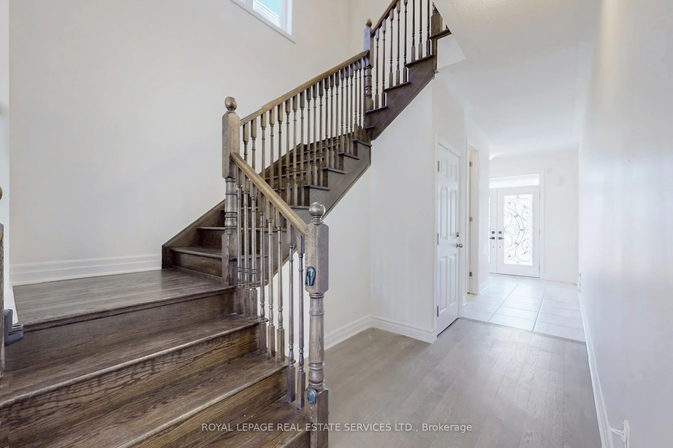 1388 Sycamore Garden, #Upper