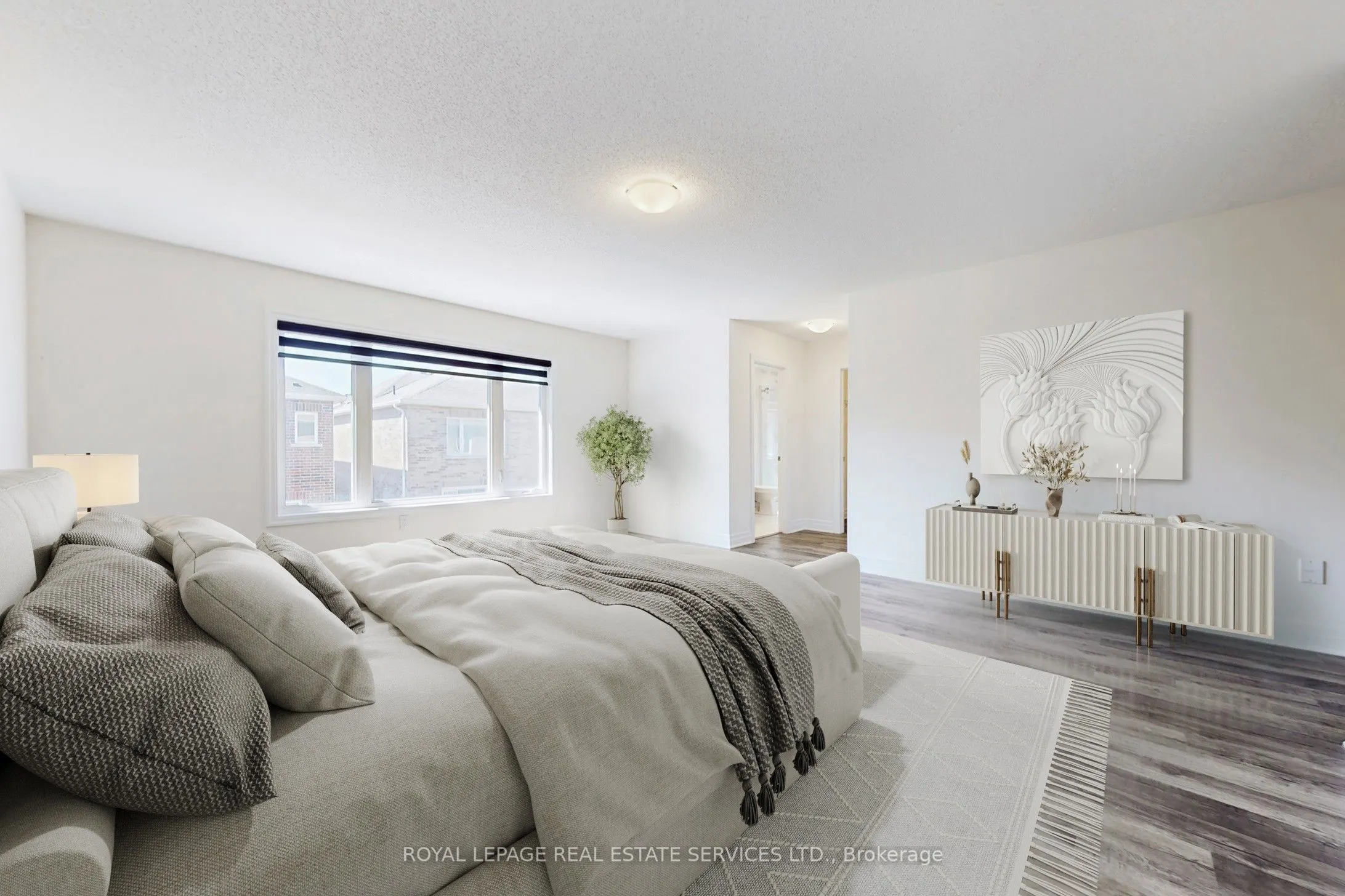 1388 Sycamore Garden, #Upper