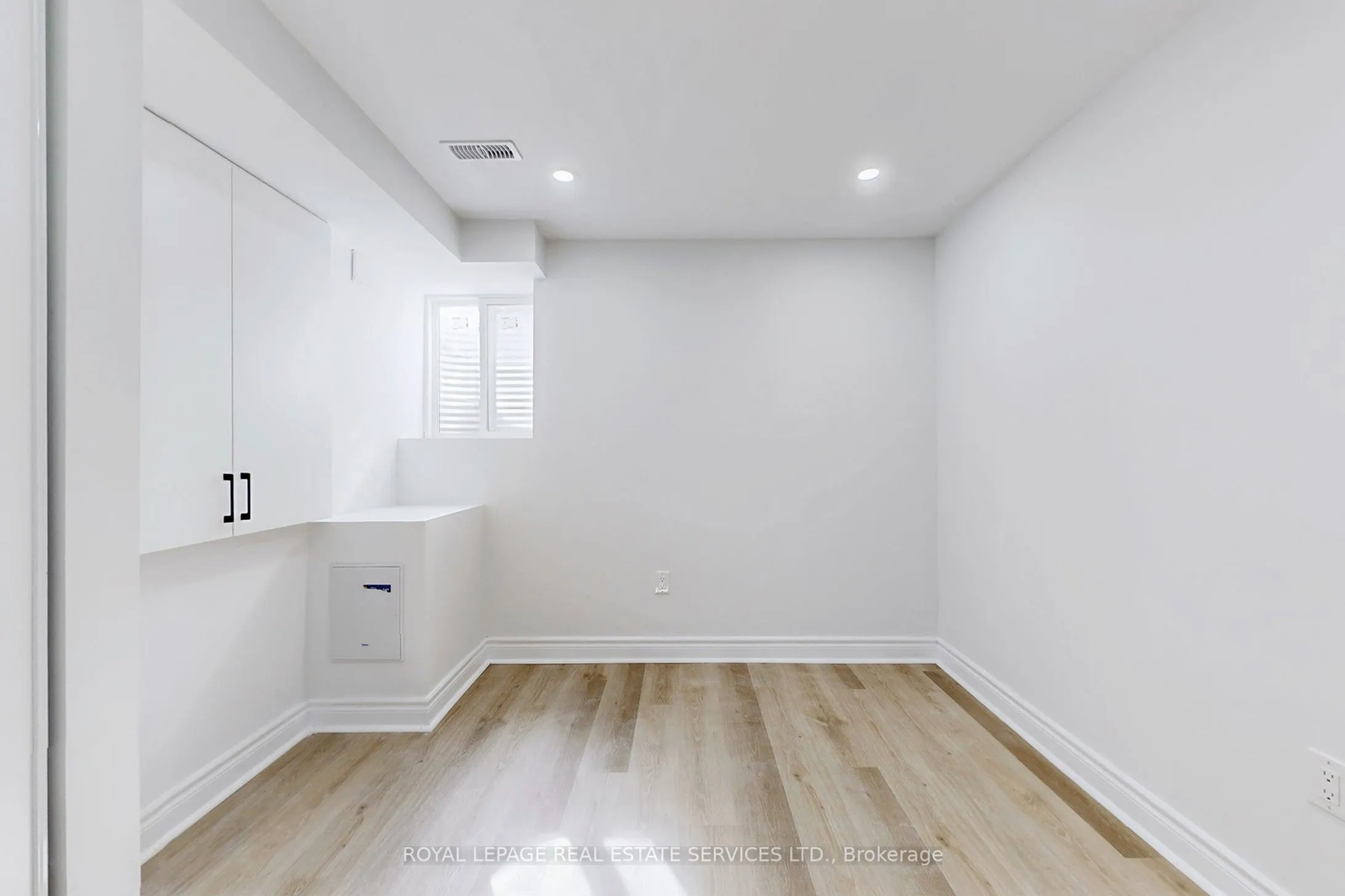 1388 Sycamore Garden, #Basement A