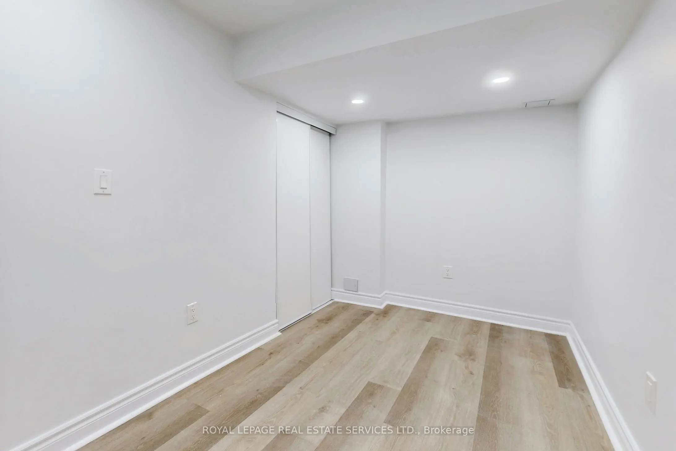 1388 Sycamore Garden, #Basement A