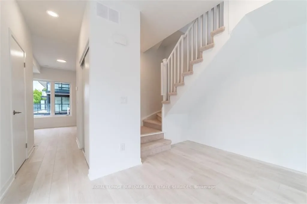 1095 Cooke Boulevard, #23