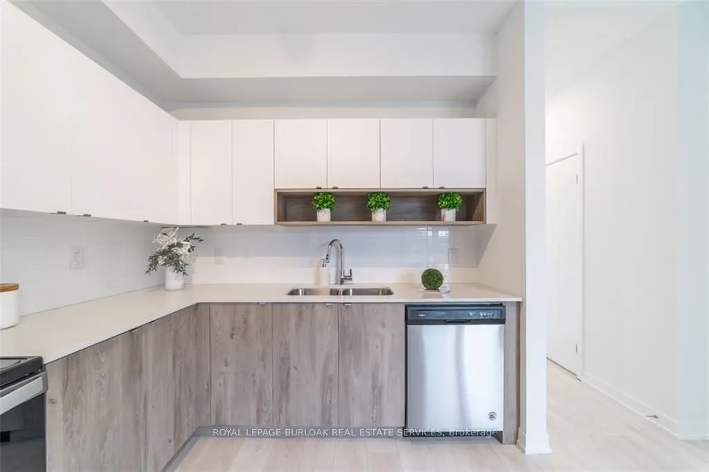 1095 Cooke Boulevard, #23