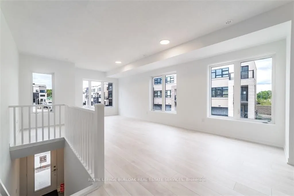 1095 Cooke Boulevard, #23