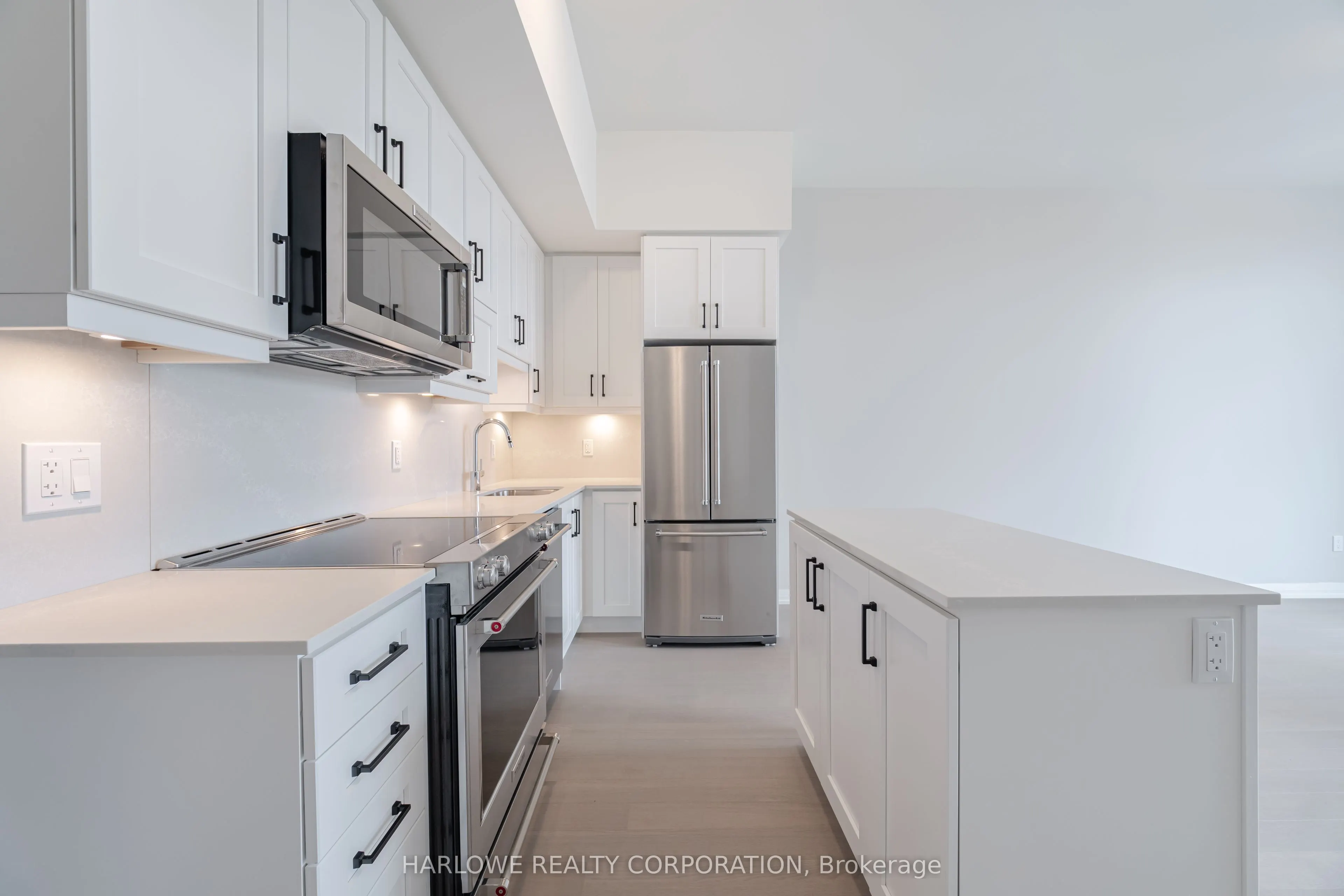 3006 William Cutmore Boulevard, #102