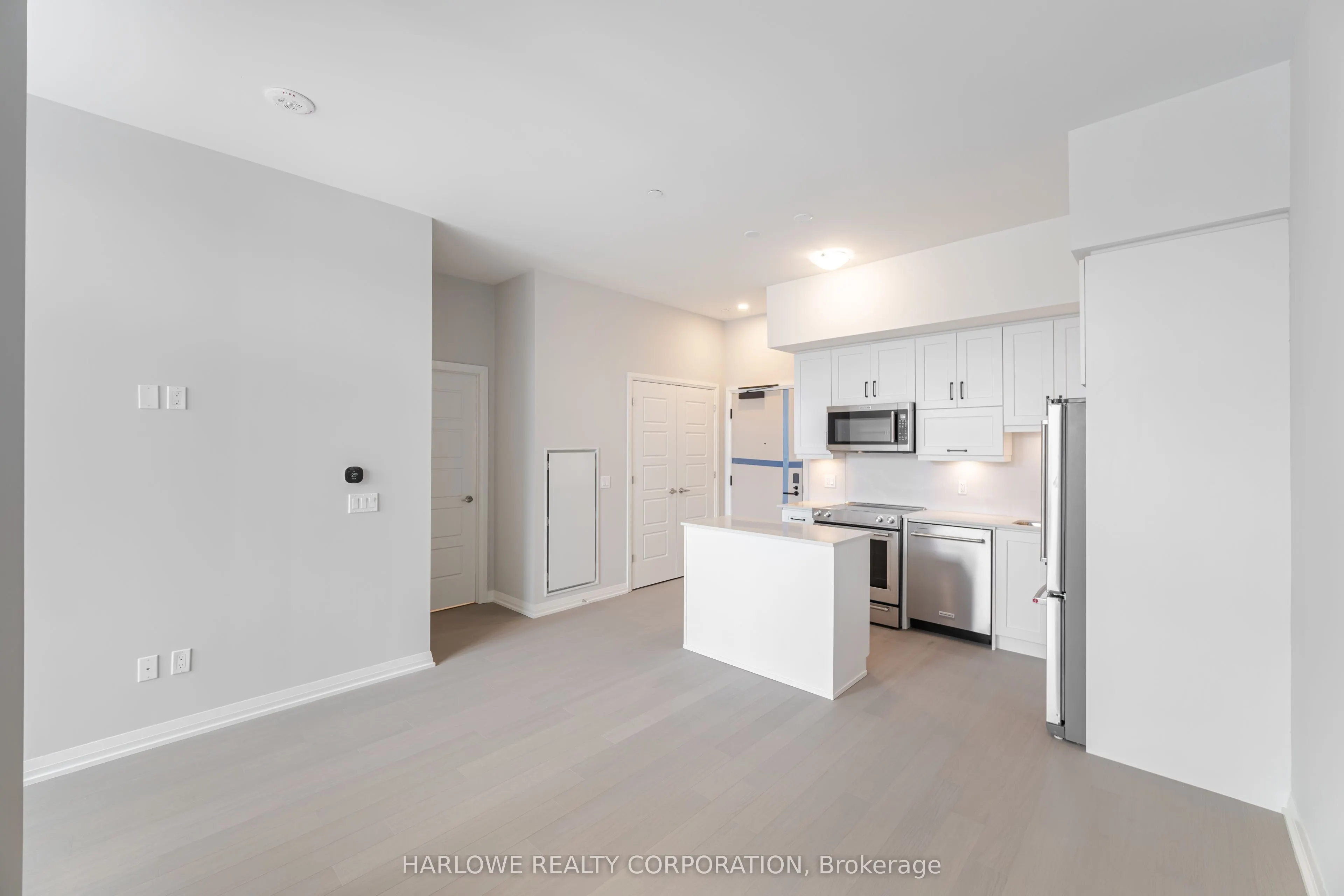 3006 William Cutmore Boulevard, #102