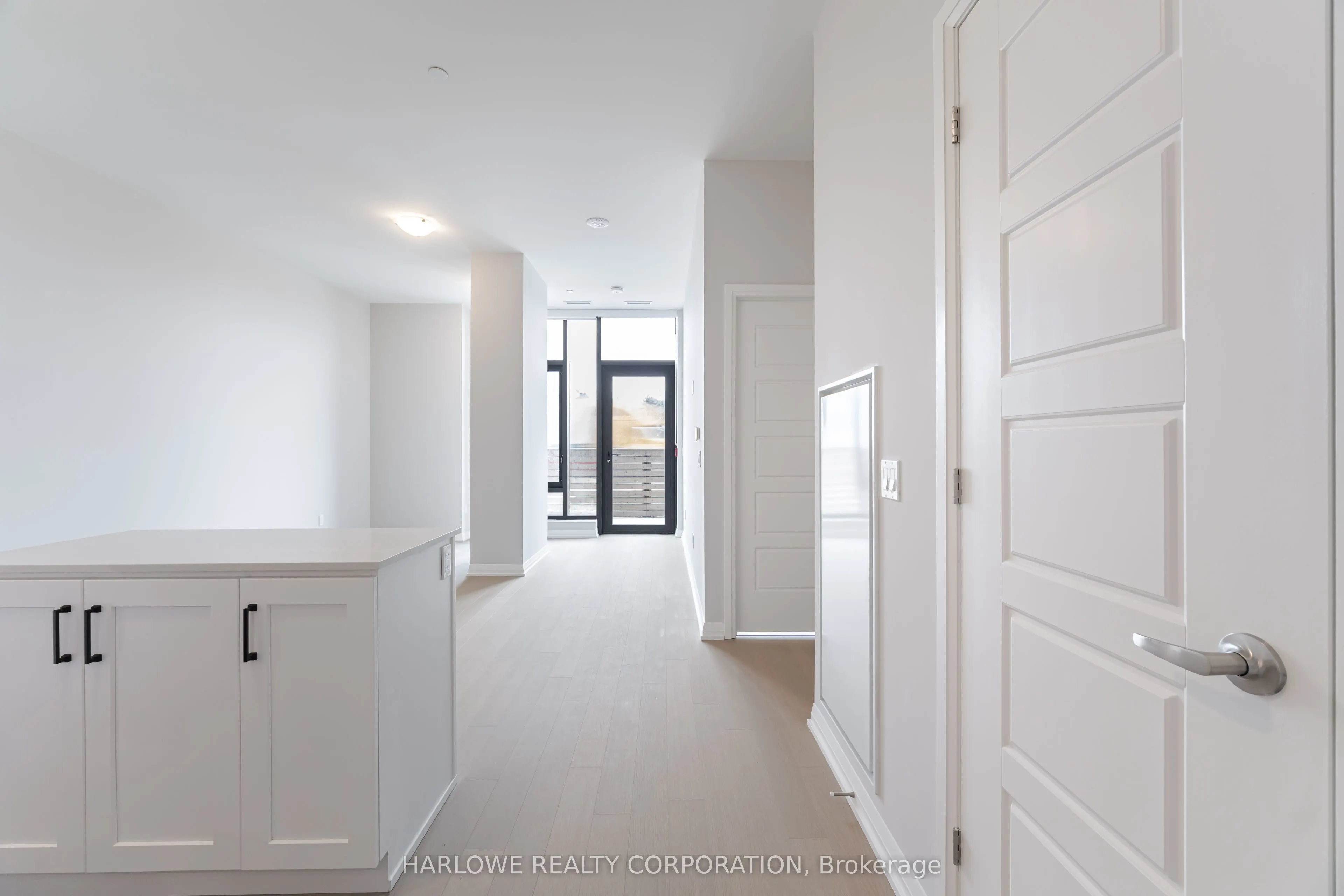 3006 William Cutmore Boulevard, #102