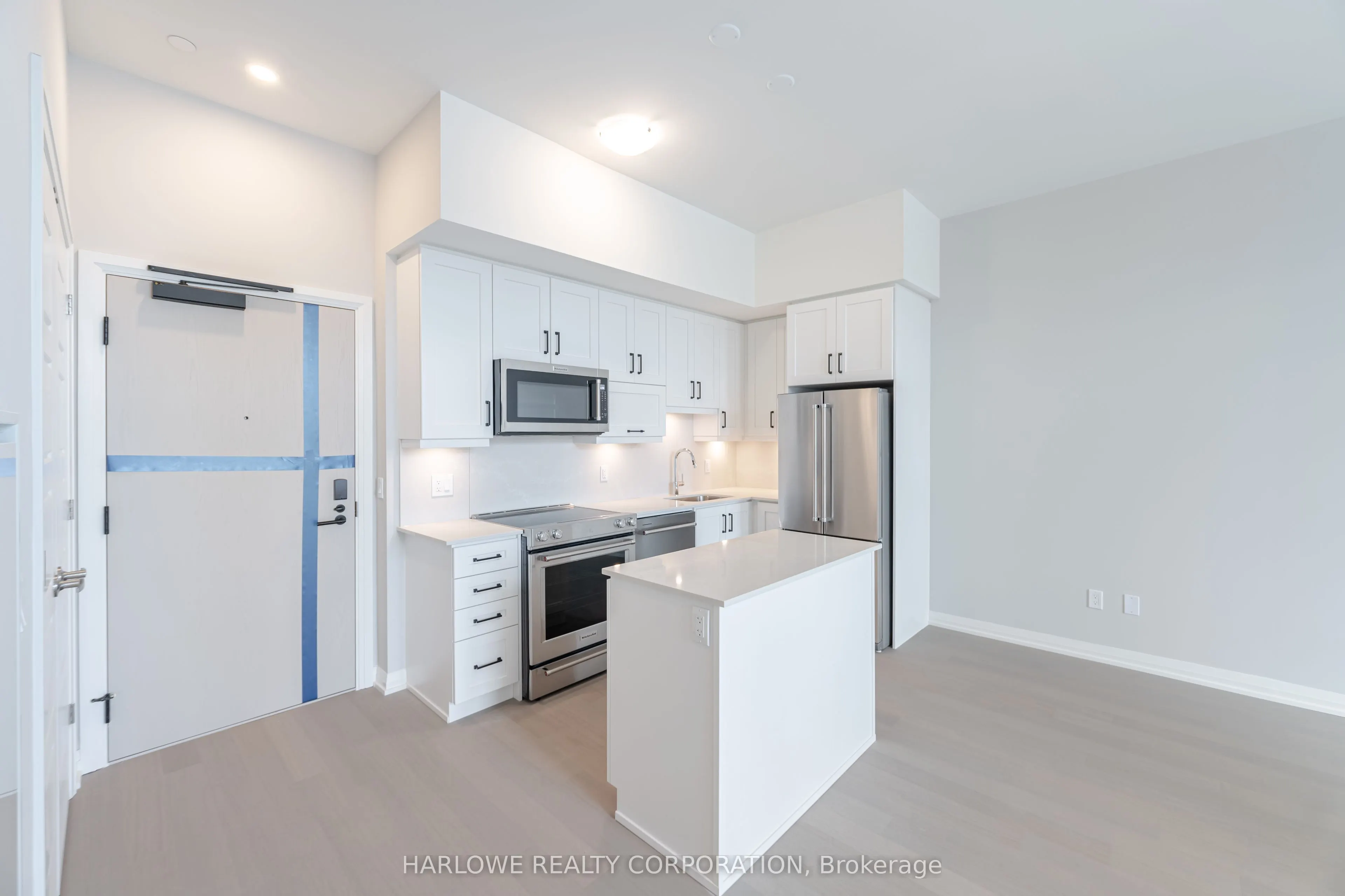 3006 William Cutmore Boulevard, #102