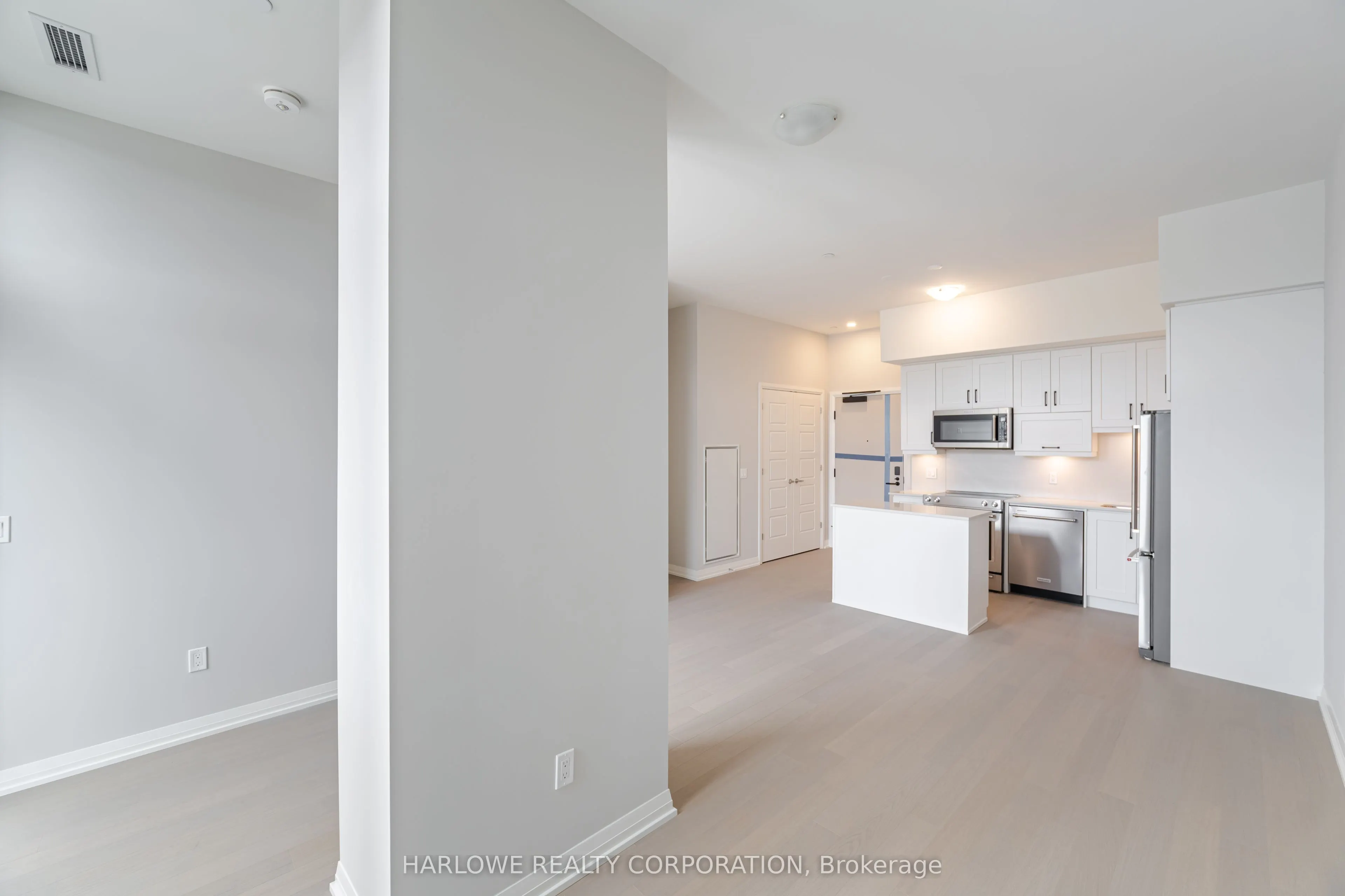 3006 William Cutmore Boulevard, #102