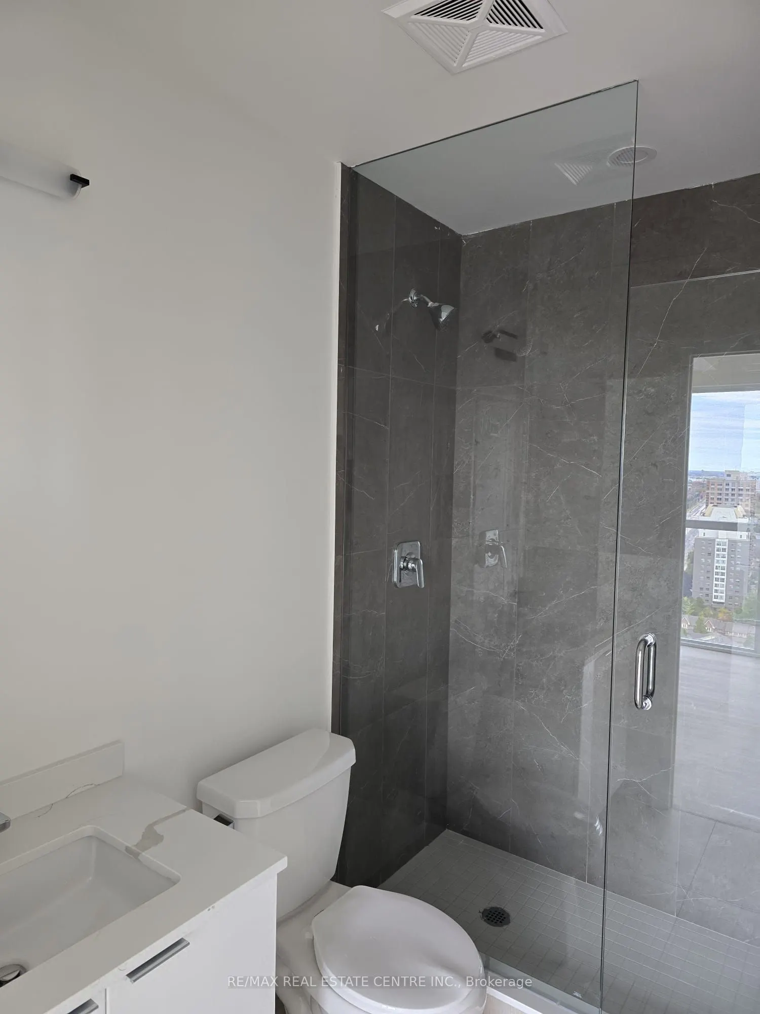 15 Watergarden Drive, #2106