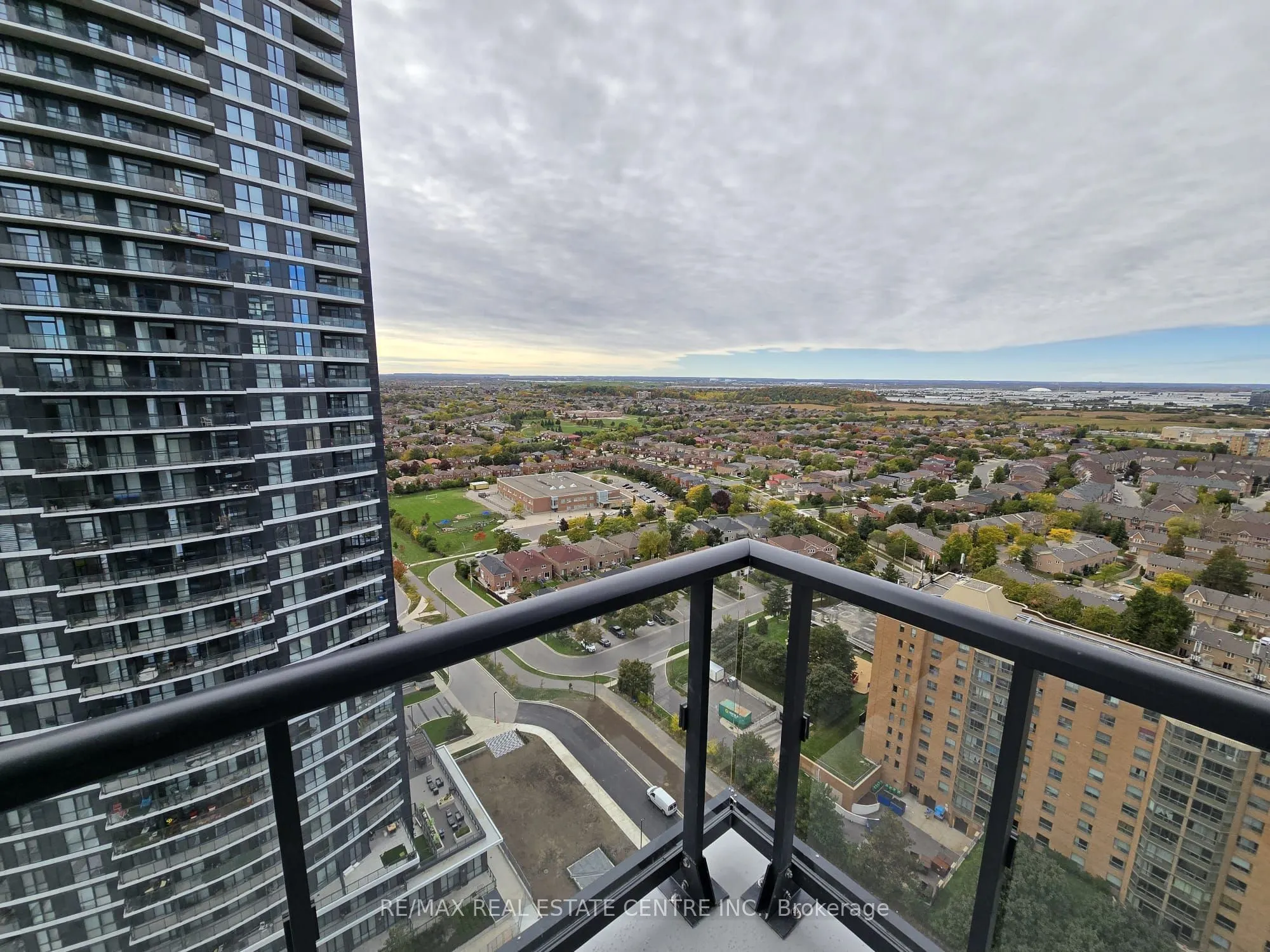 15 Watergarden Drive, #2106