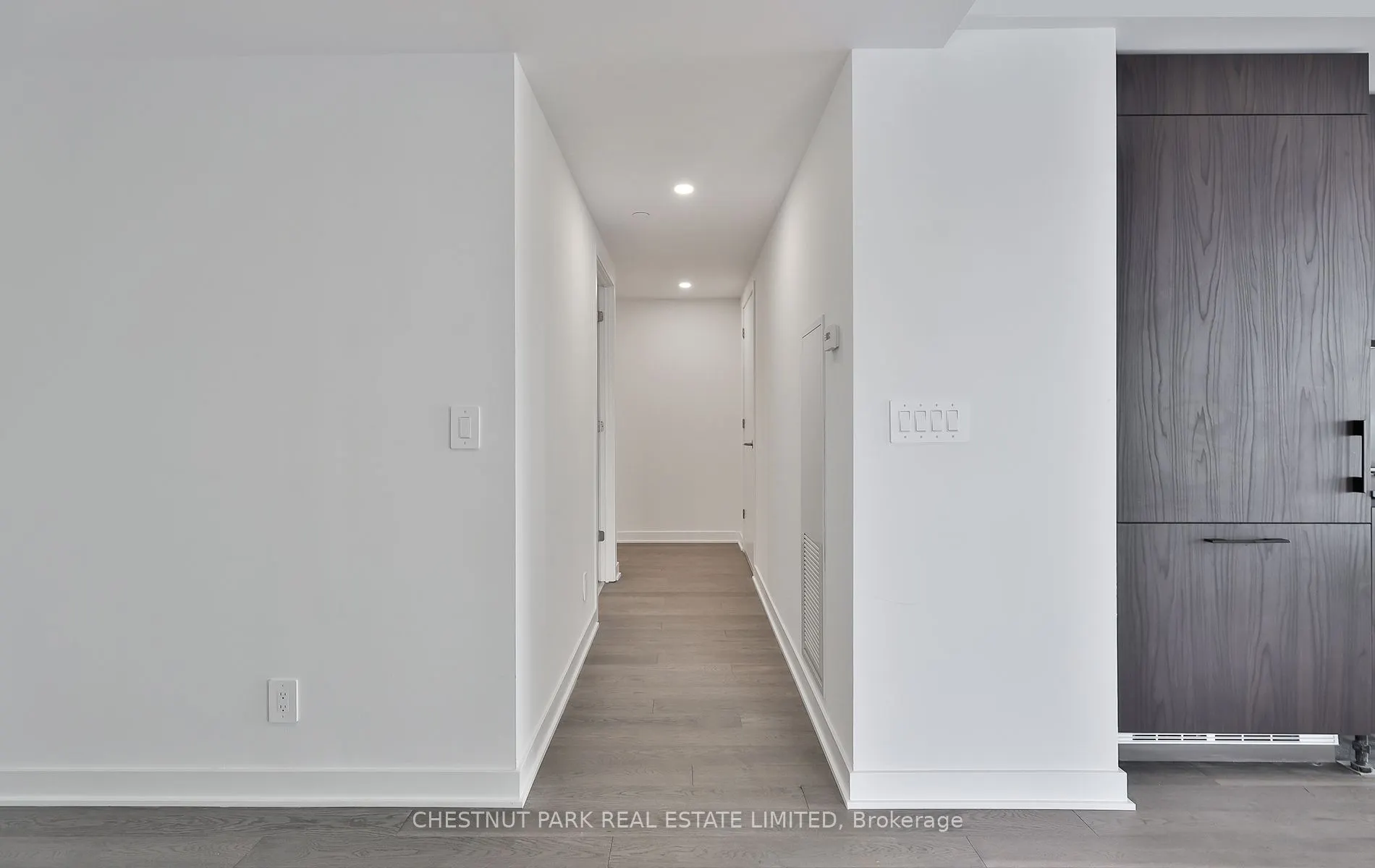 2720 Dundas Street W, #508