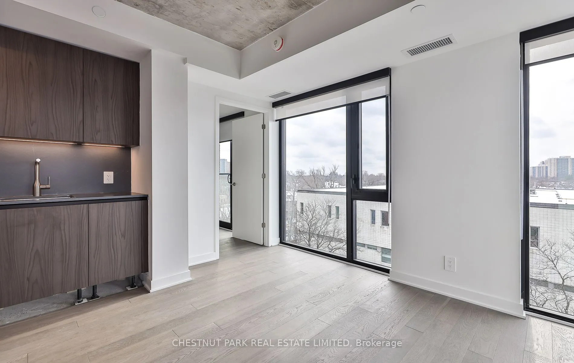 2720 Dundas Street W, #508