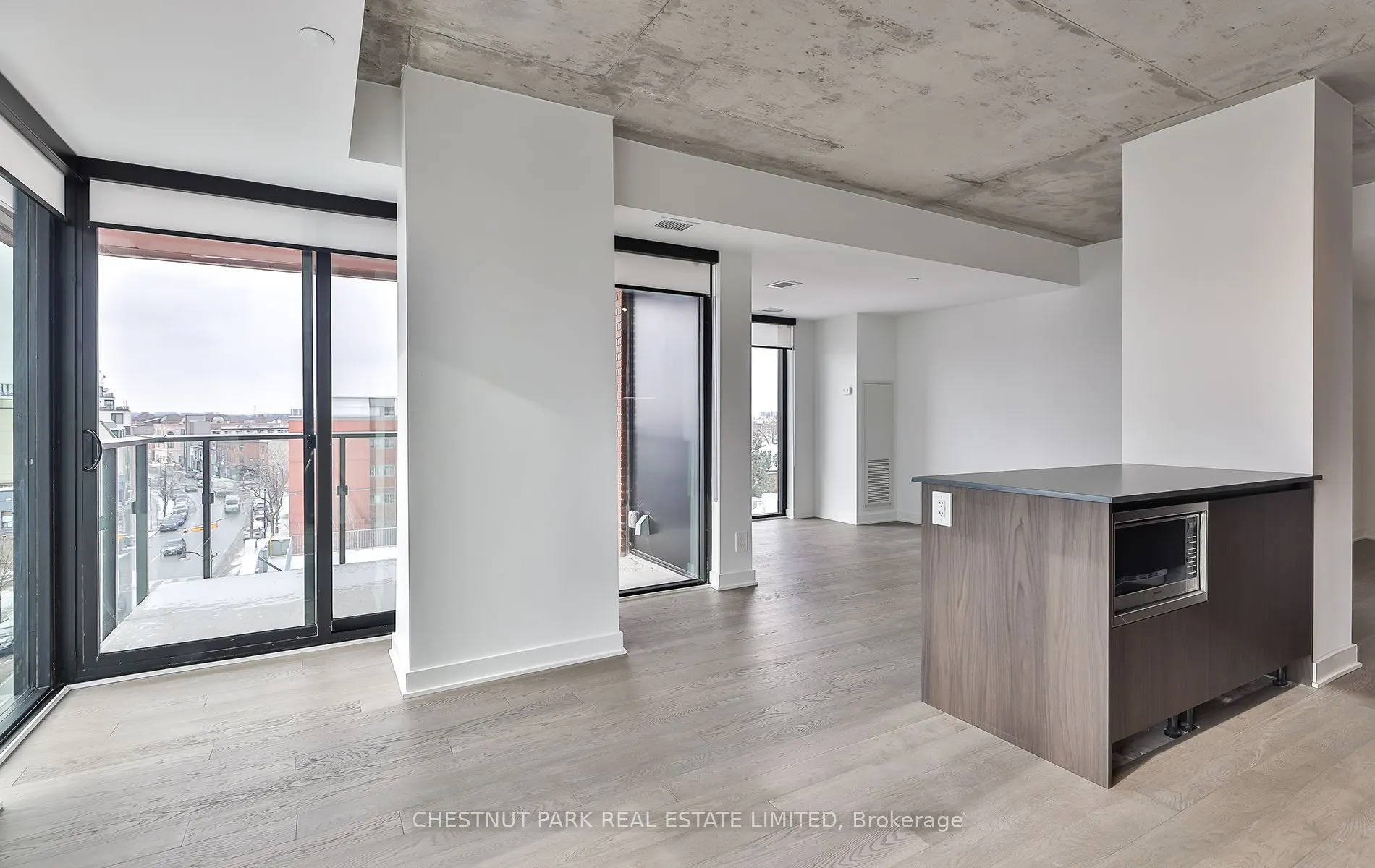 2720 Dundas Street W, #508