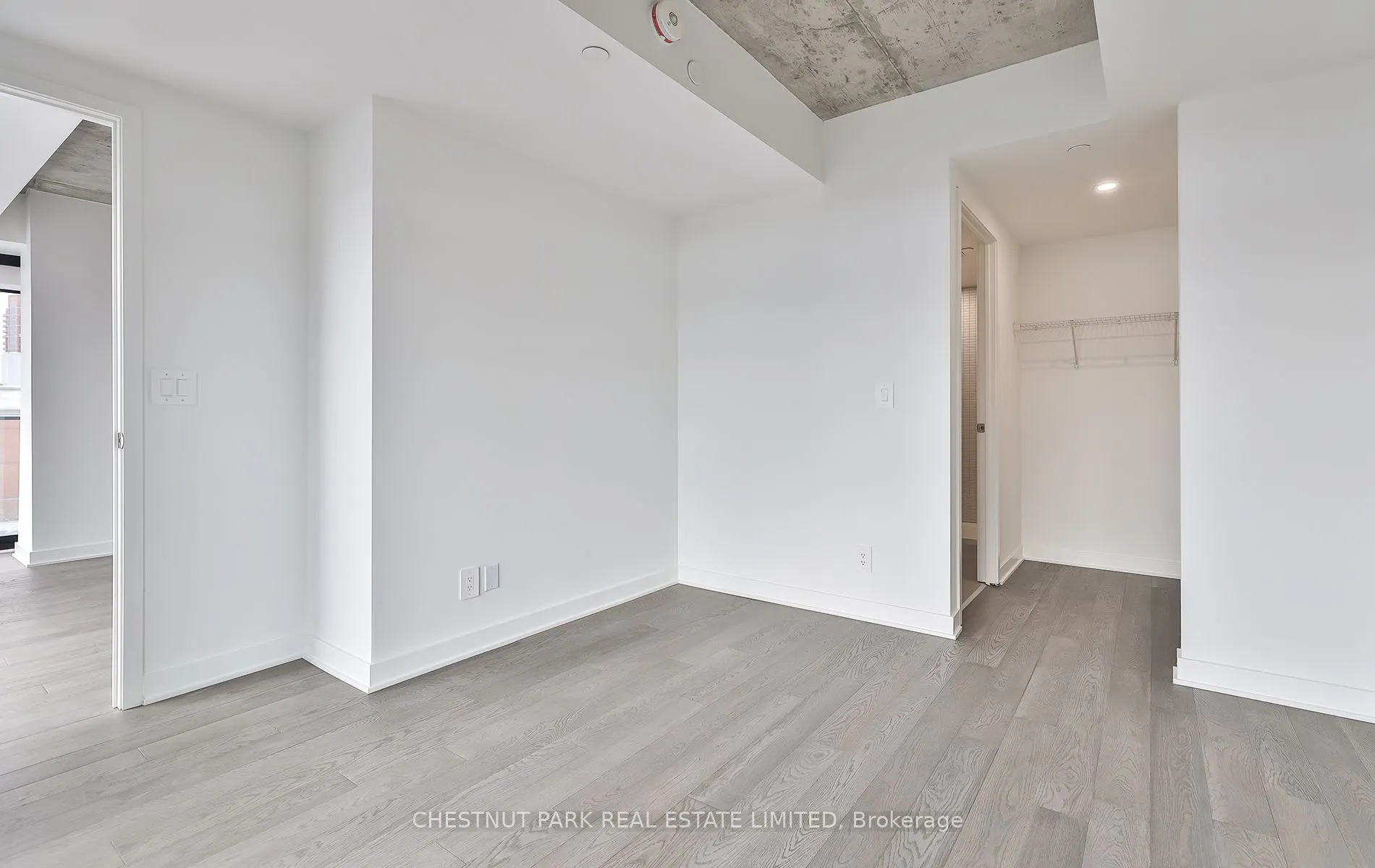 2720 Dundas Street W, #508
