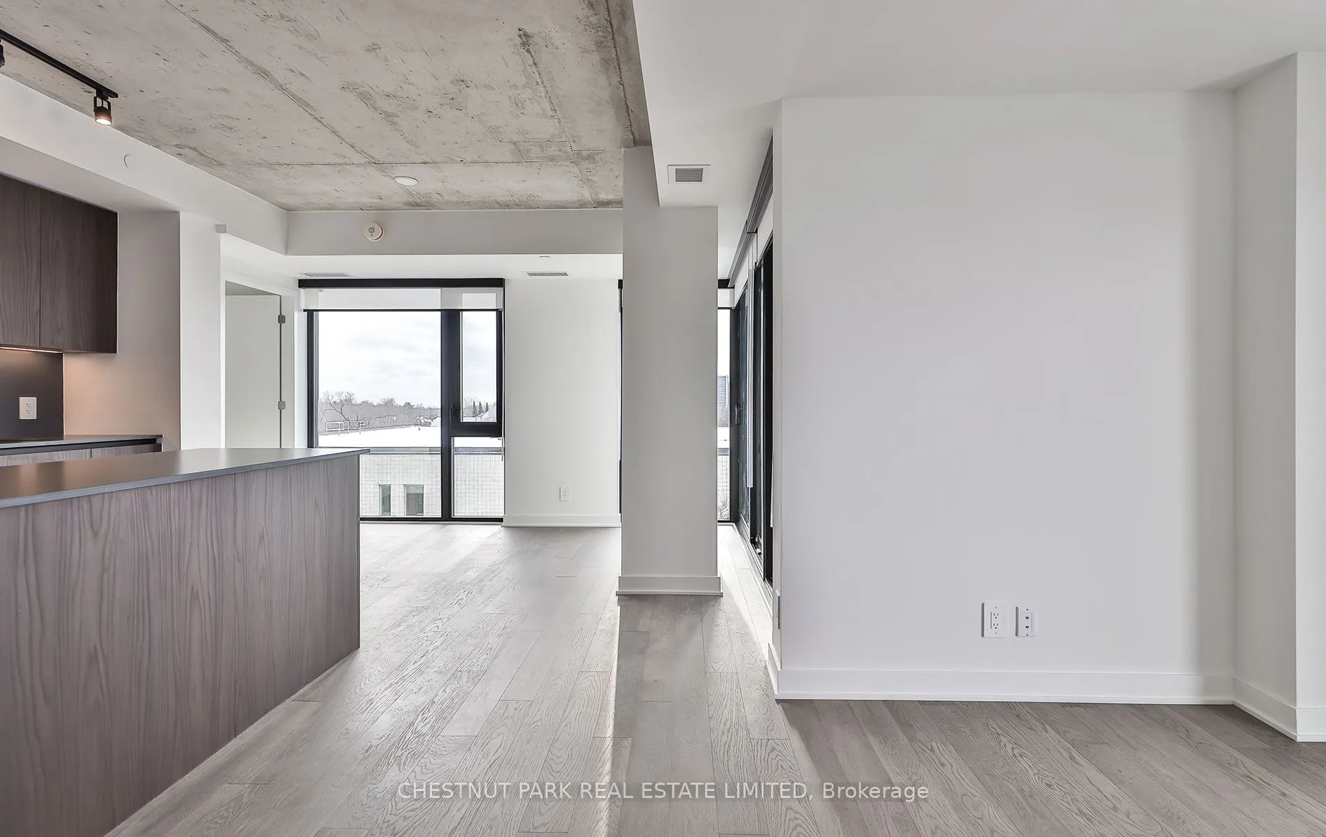 2720 Dundas Street W, #508
