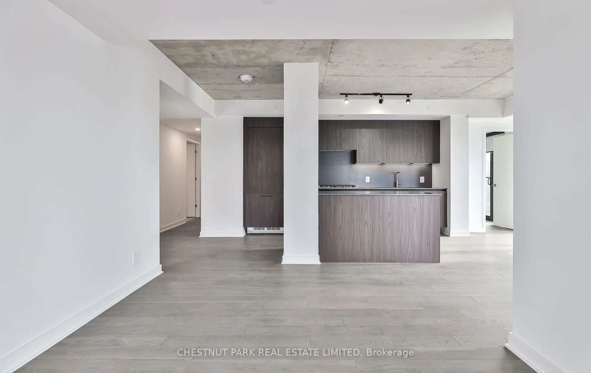 2720 Dundas Street W, #508
