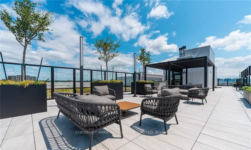 2720 Dundas Street W, #508