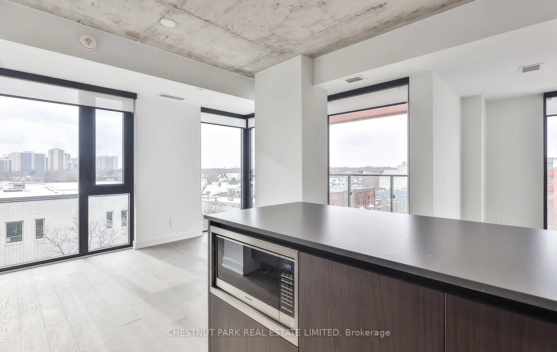 2720 Dundas Street W, #508