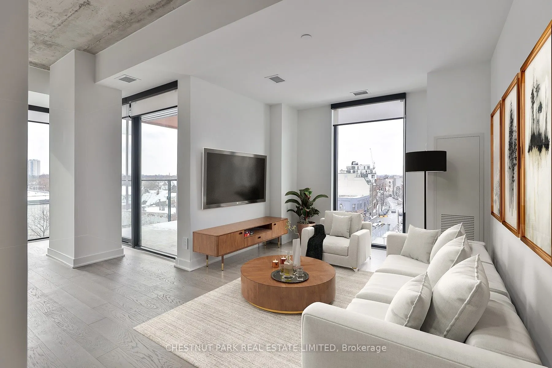 2720 Dundas Street W, #508