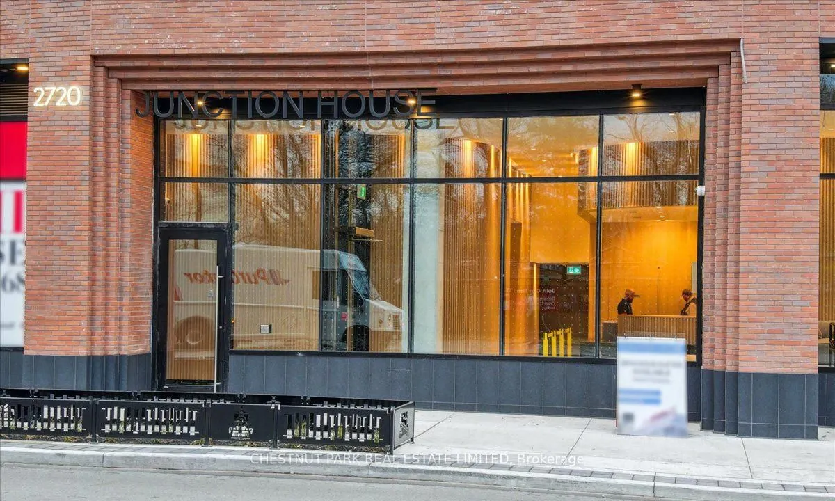2720 Dundas Street W, #508