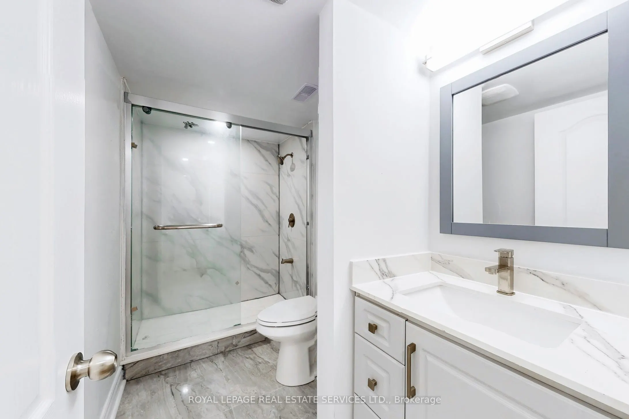 1388 Sycamore Garden, #Basement B