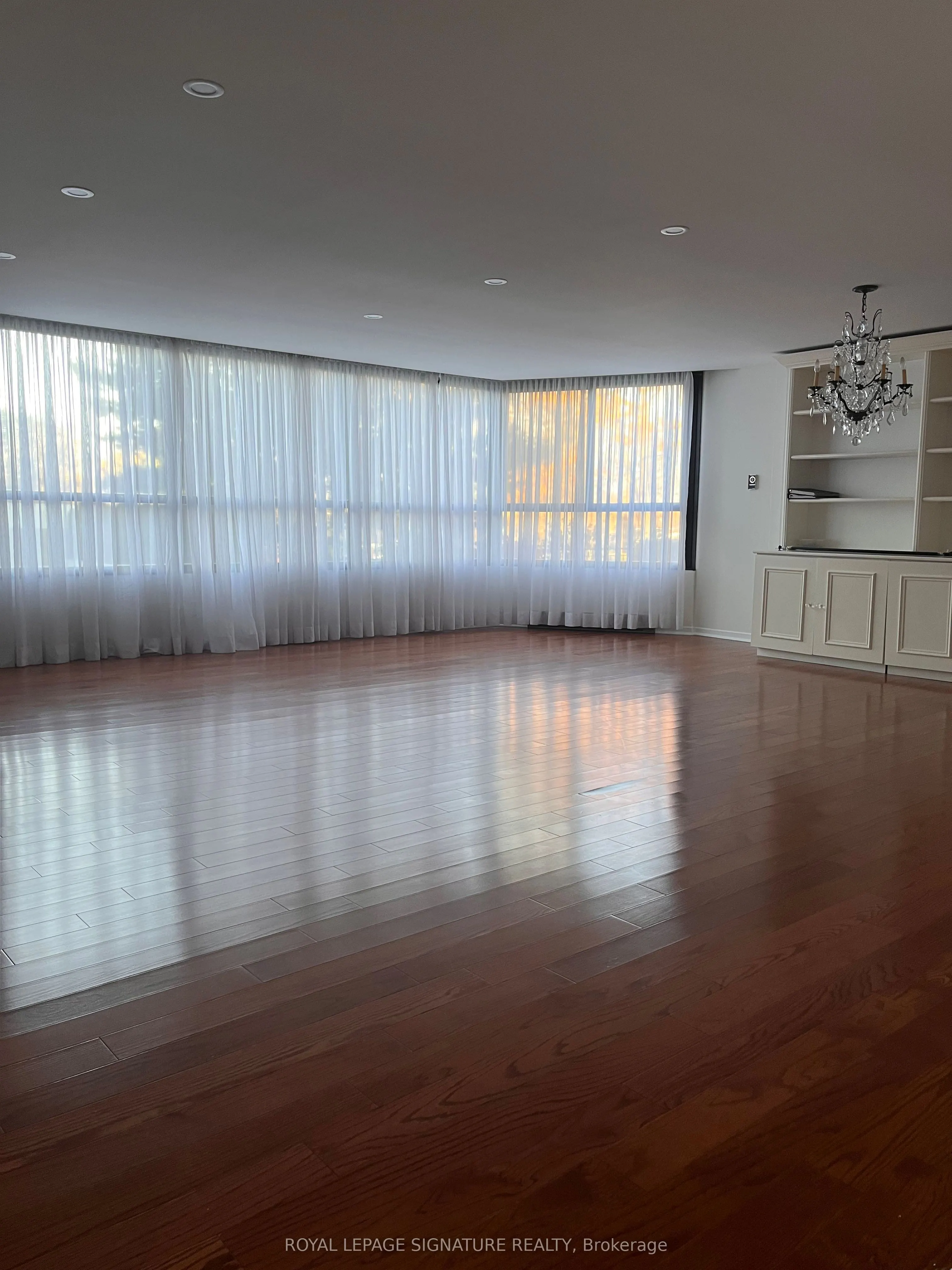 1300 Bloor Street, #104