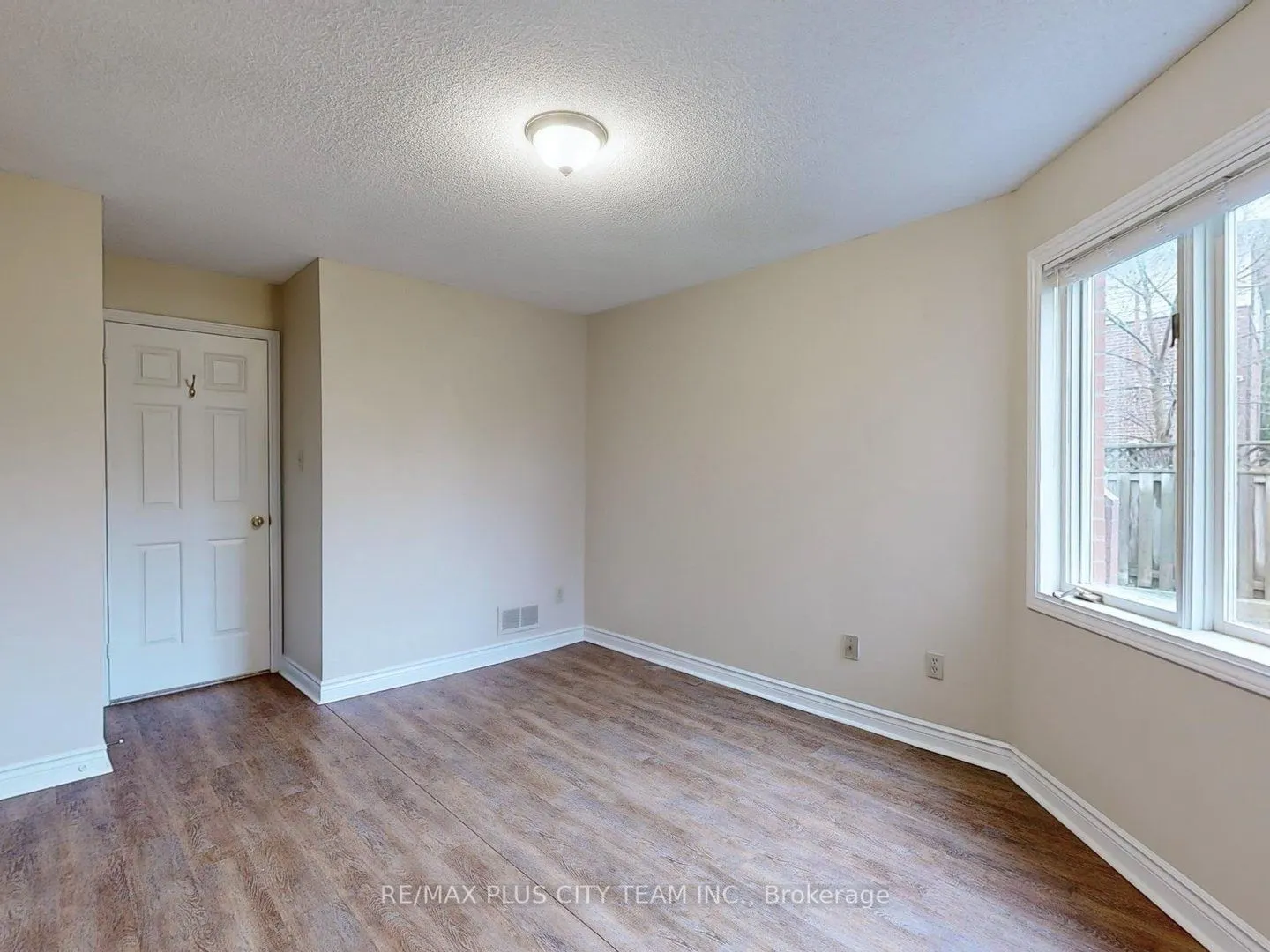 183 Nelson Street, #1
