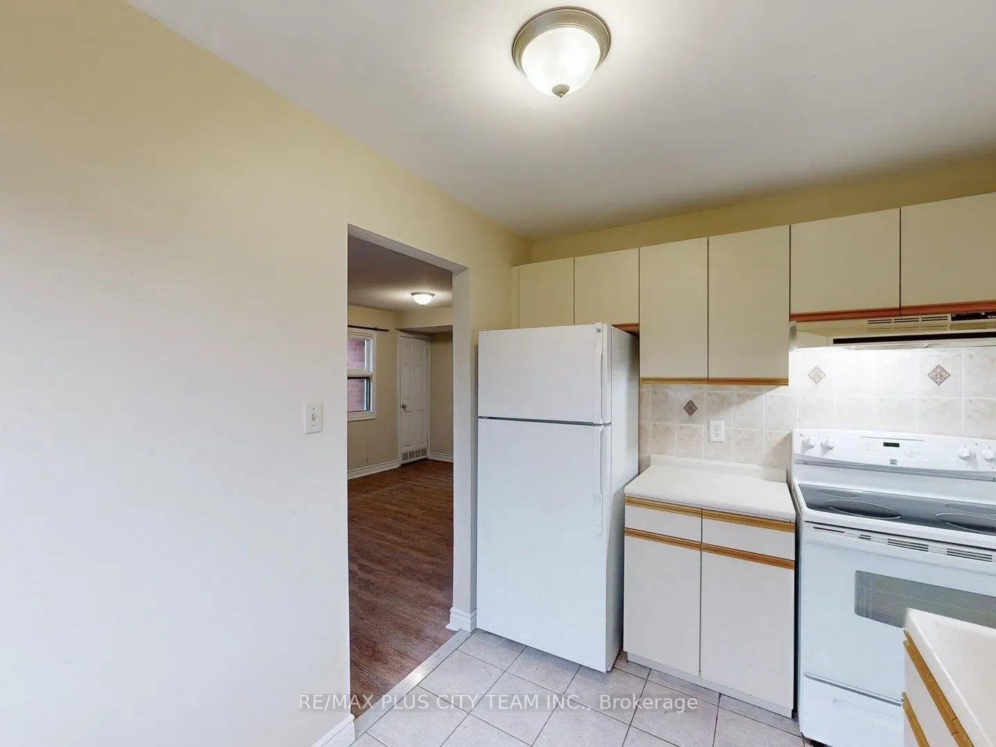 183 Nelson Street, #1