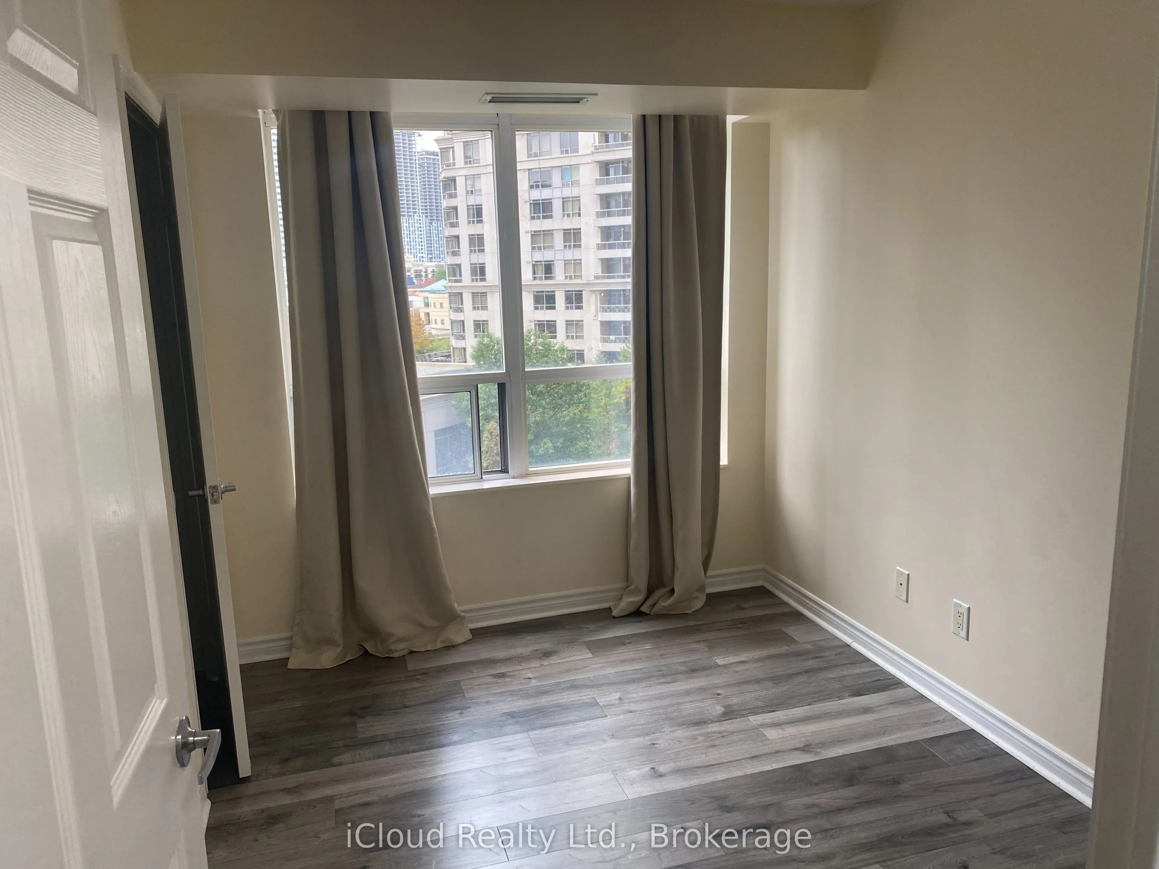 3880 Duke Of York Boulevard, #705